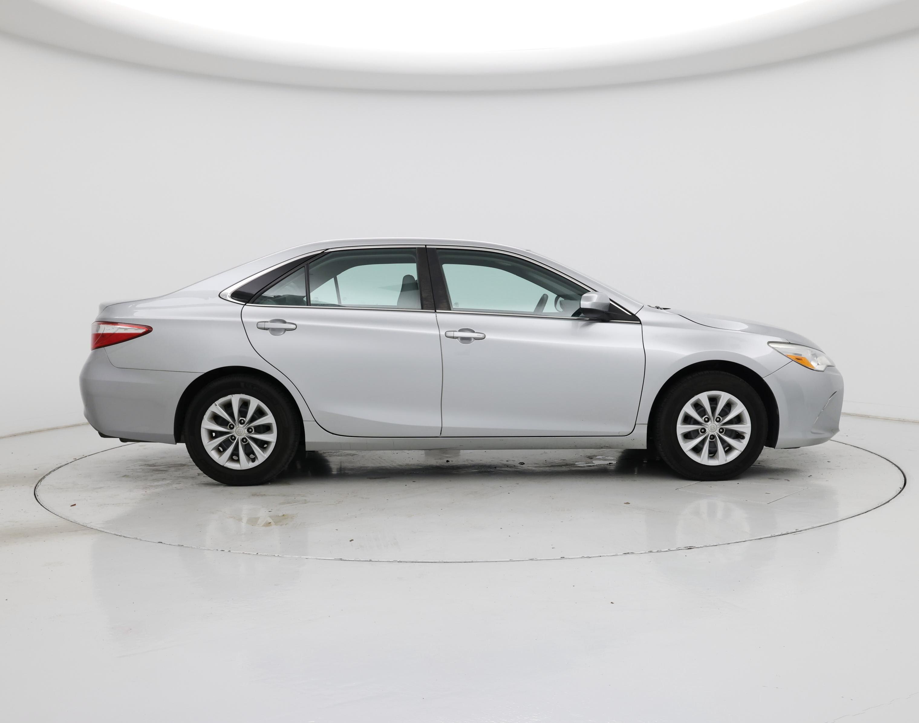 Thumbnail: 2015 Toyota Camry - 7