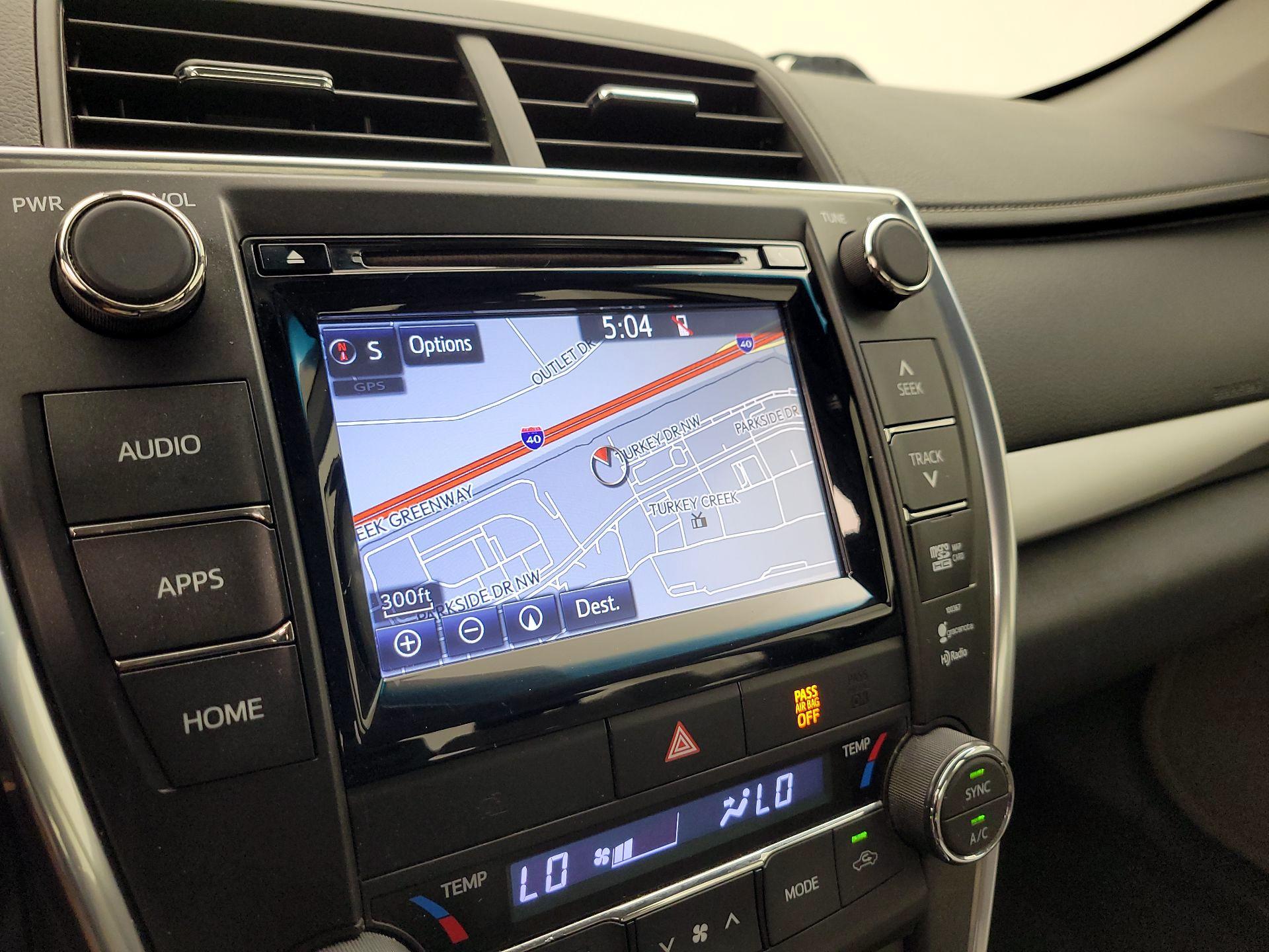 Thumbnail: 2015 Toyota Camry - 14