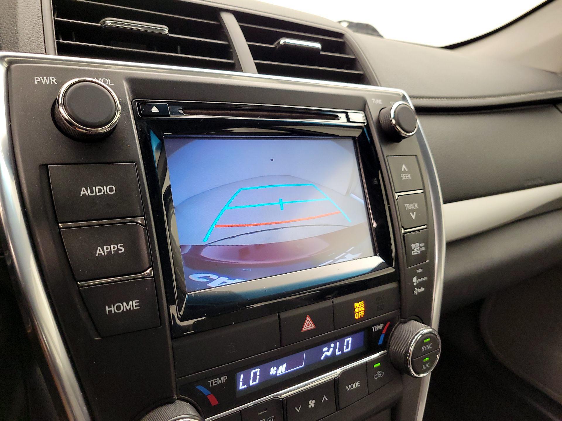 Thumbnail: 2015 Toyota Camry - 15