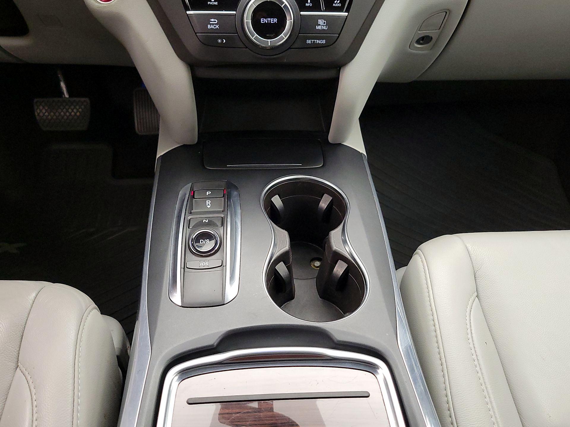 Thumbnail: 2016 Acura MDX - 17