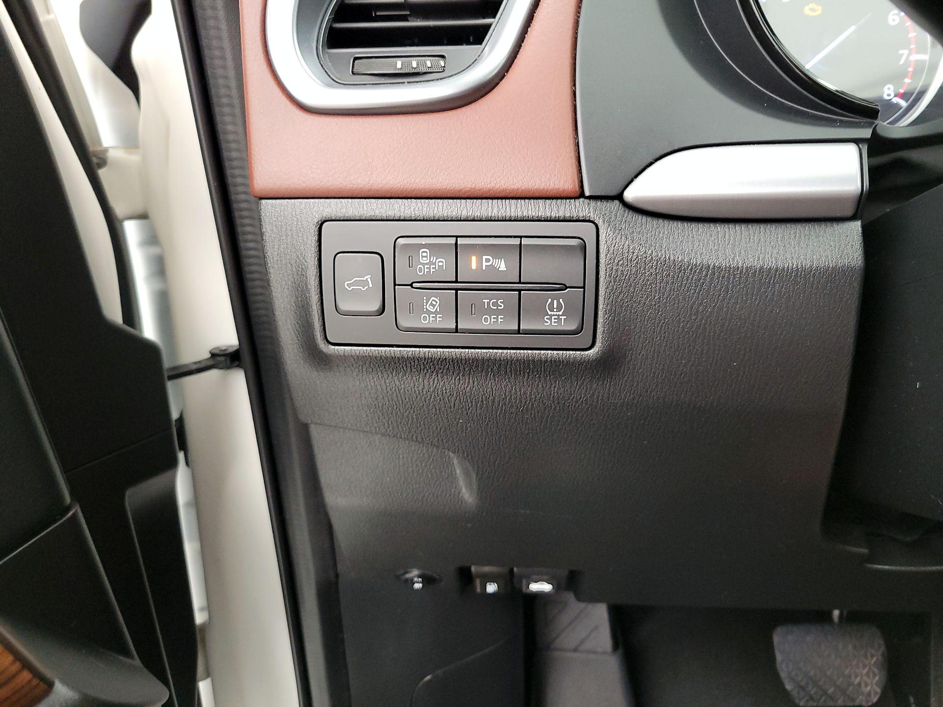 Thumbnail: 2016 Mazda CX-9 - 13