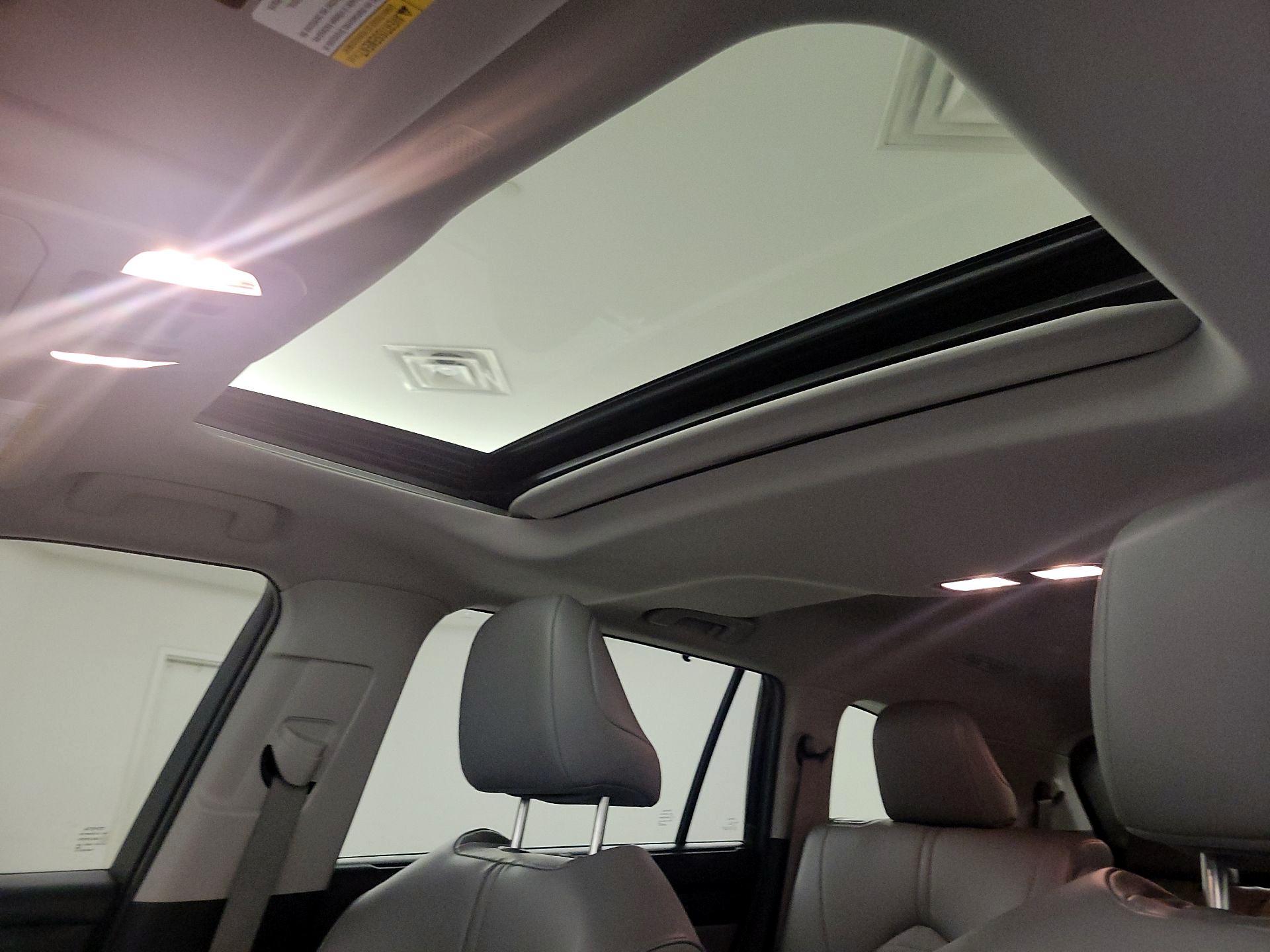 Thumbnail: 2022 Toyota Highlander - 20