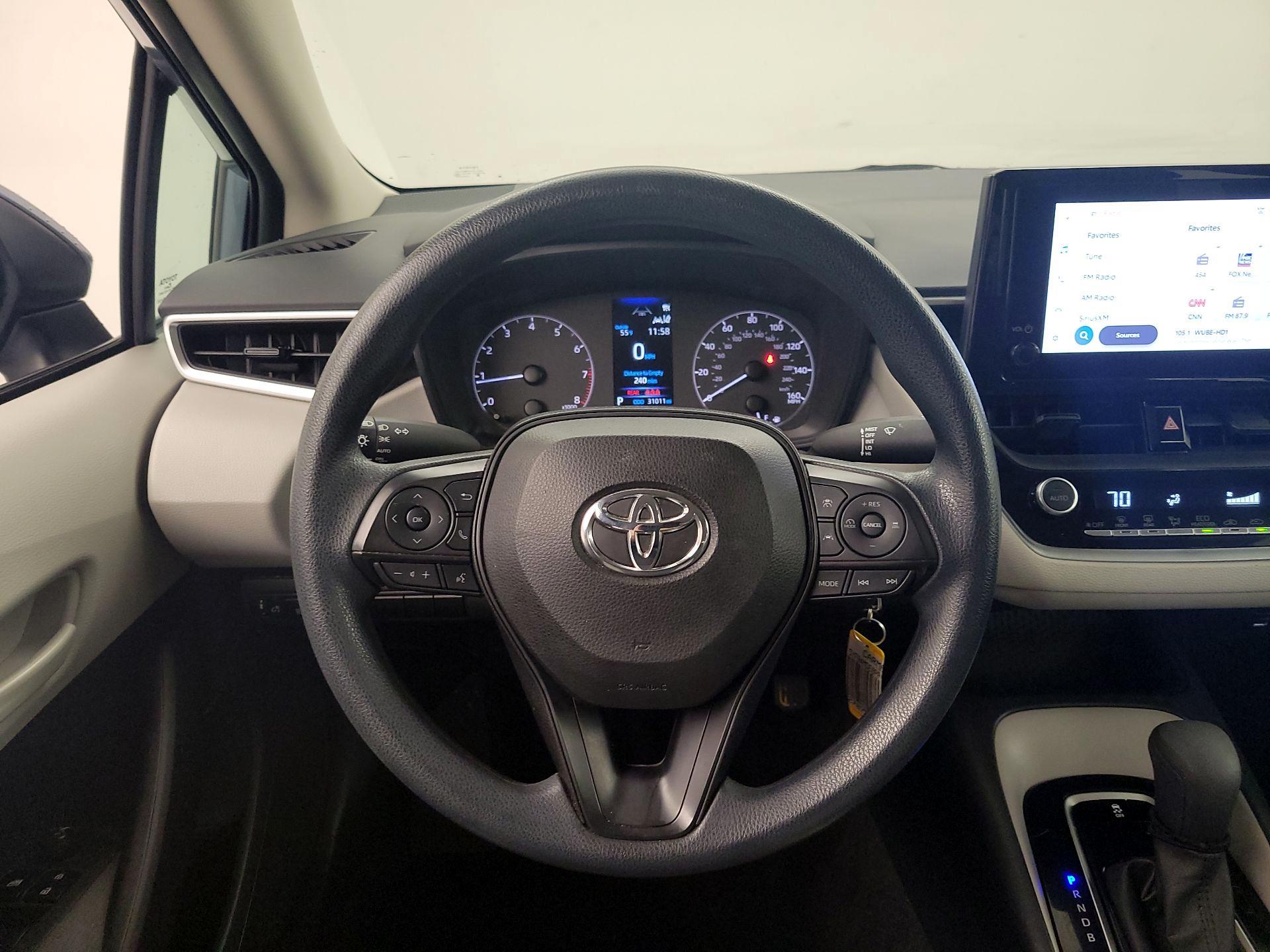 Thumbnail: 2023 Toyota Corolla - 10