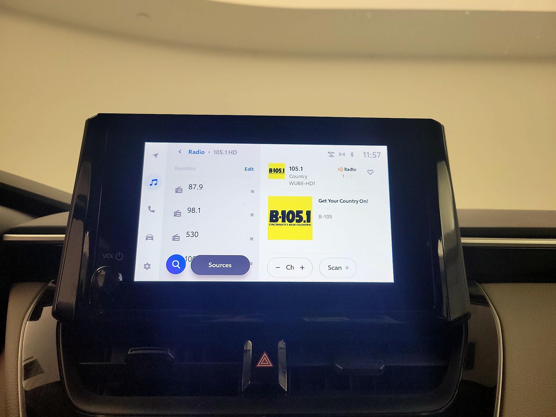 Thumbnail: 2023 Toyota Corolla - 15