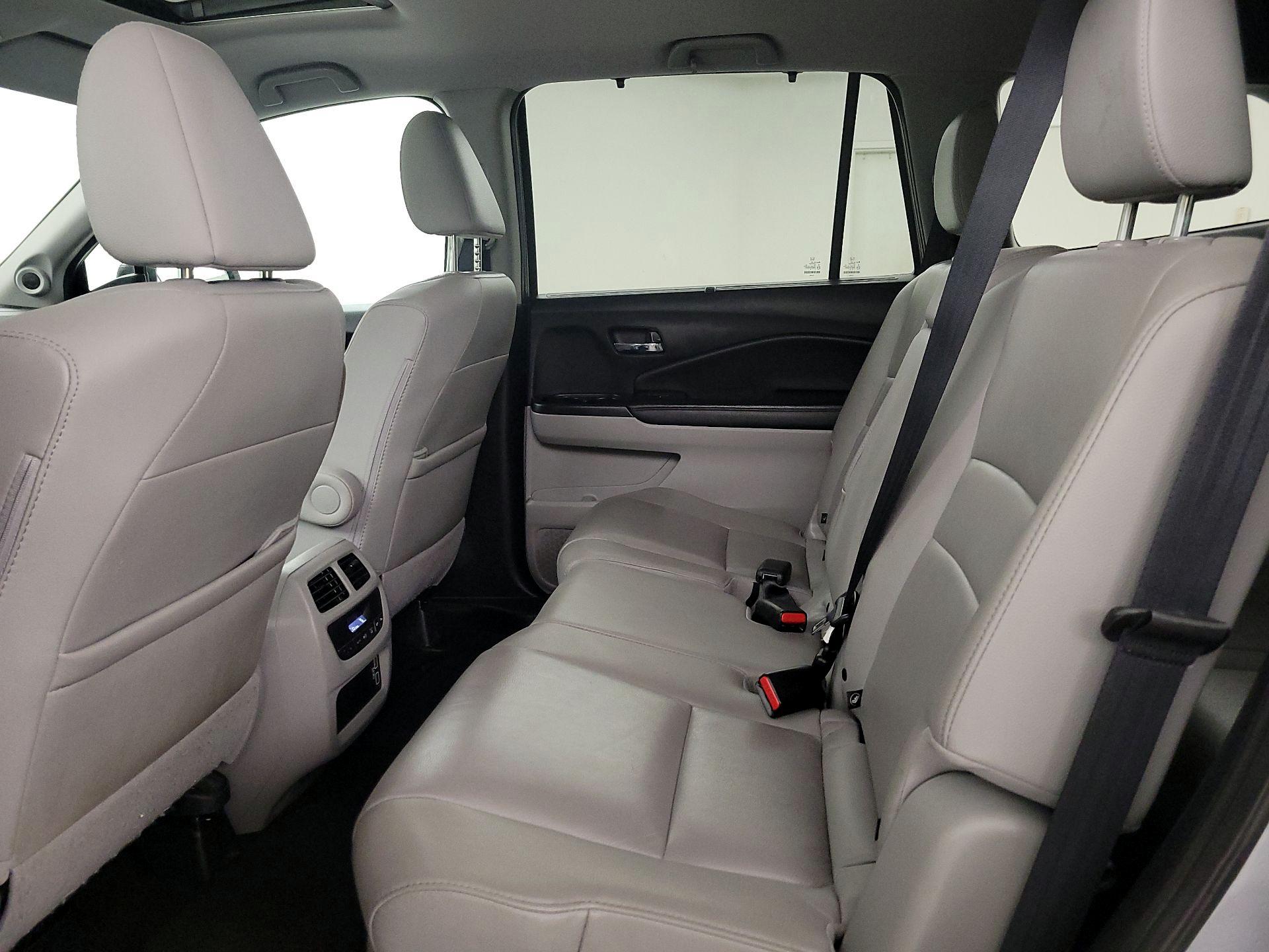 Thumbnail: 2021 Honda Pilot - 20