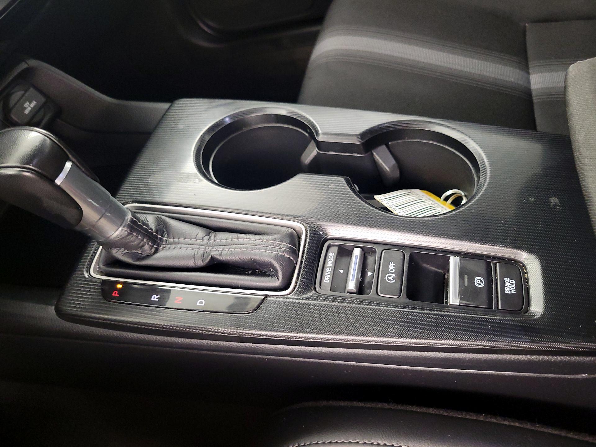 Thumbnail: 2022 Honda Civic - 17