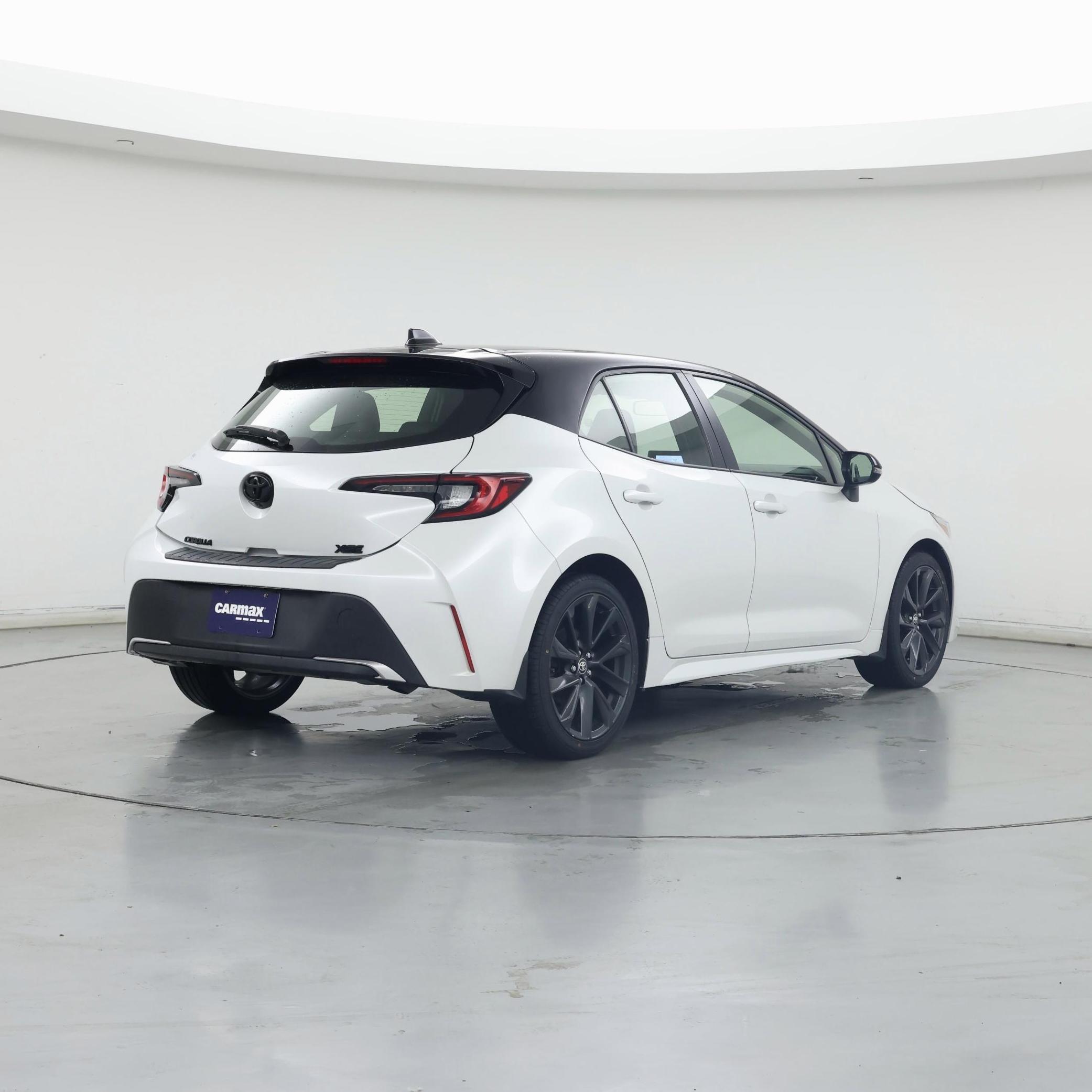 Thumbnail: 2023 Toyota Corolla - 8