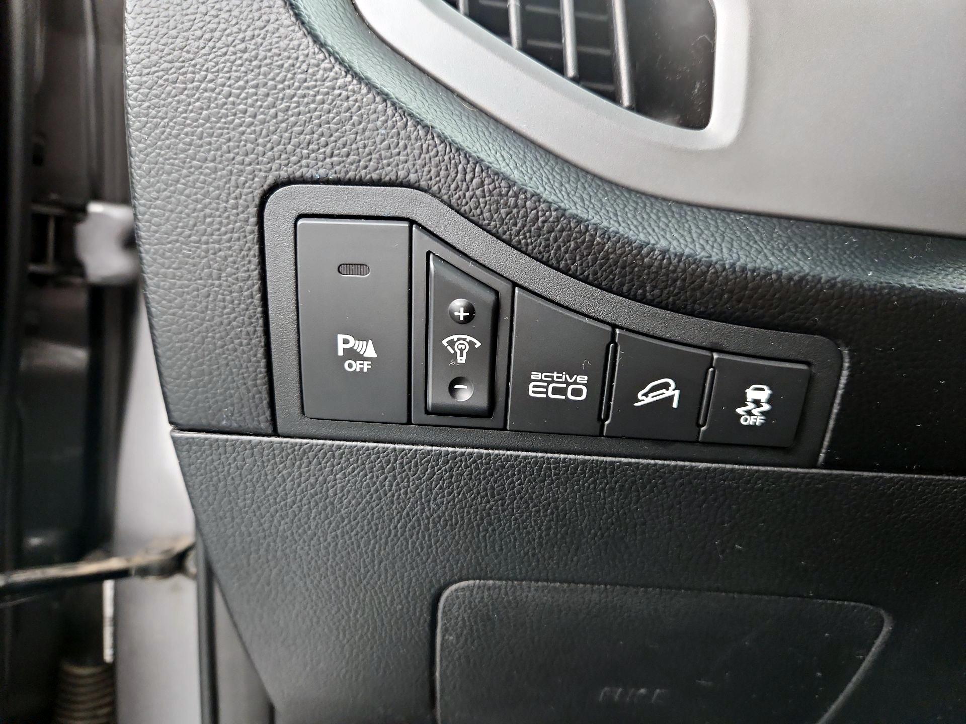 Thumbnail: 2016 Kia Sportage - 13