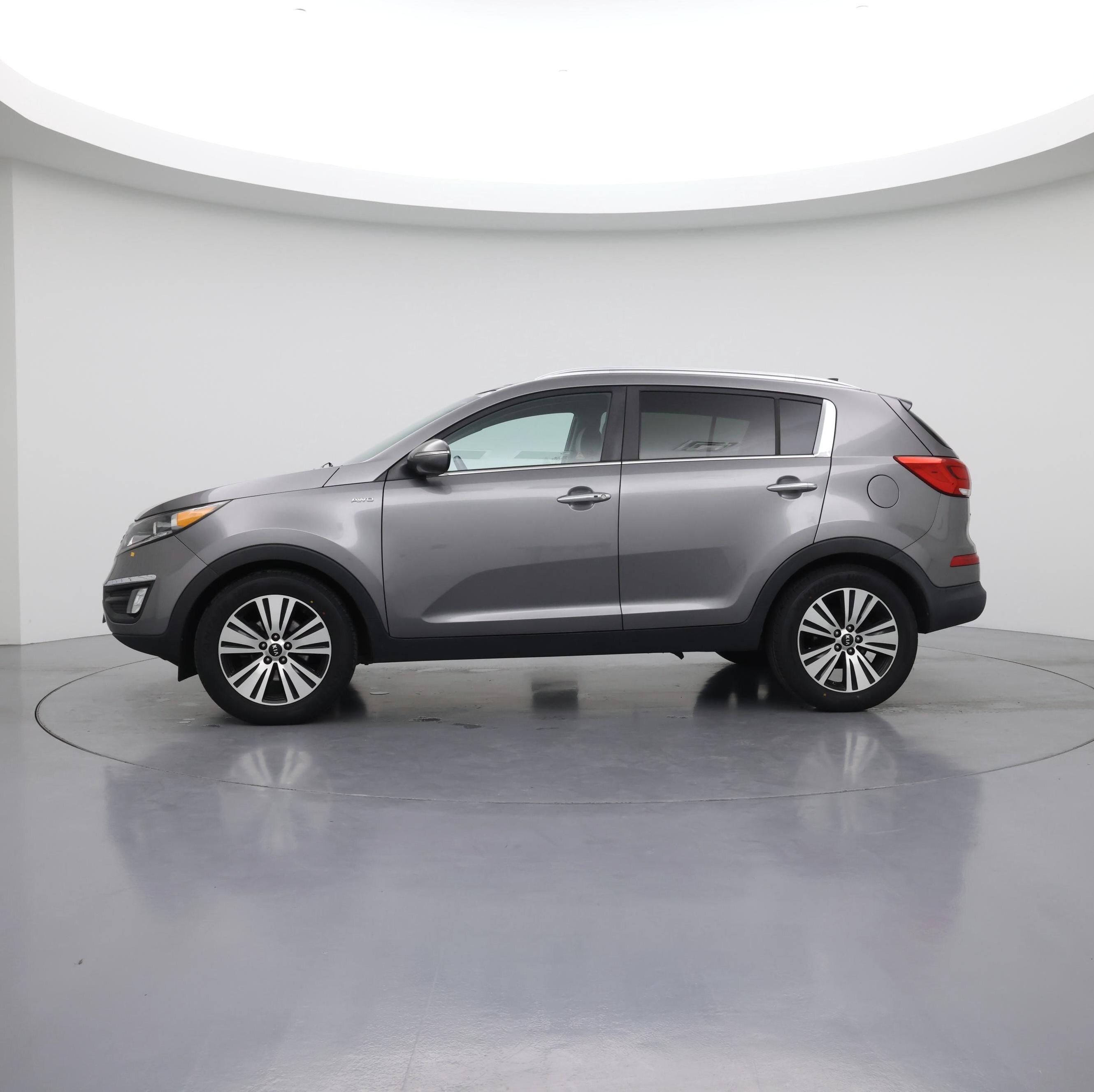 Thumbnail: 2016 Kia Sportage - 3