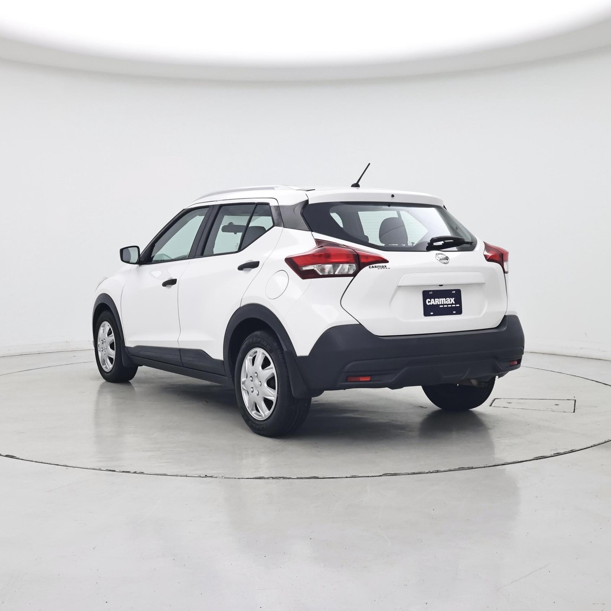 Thumbnail: 2018 Nissan Kicks - 2