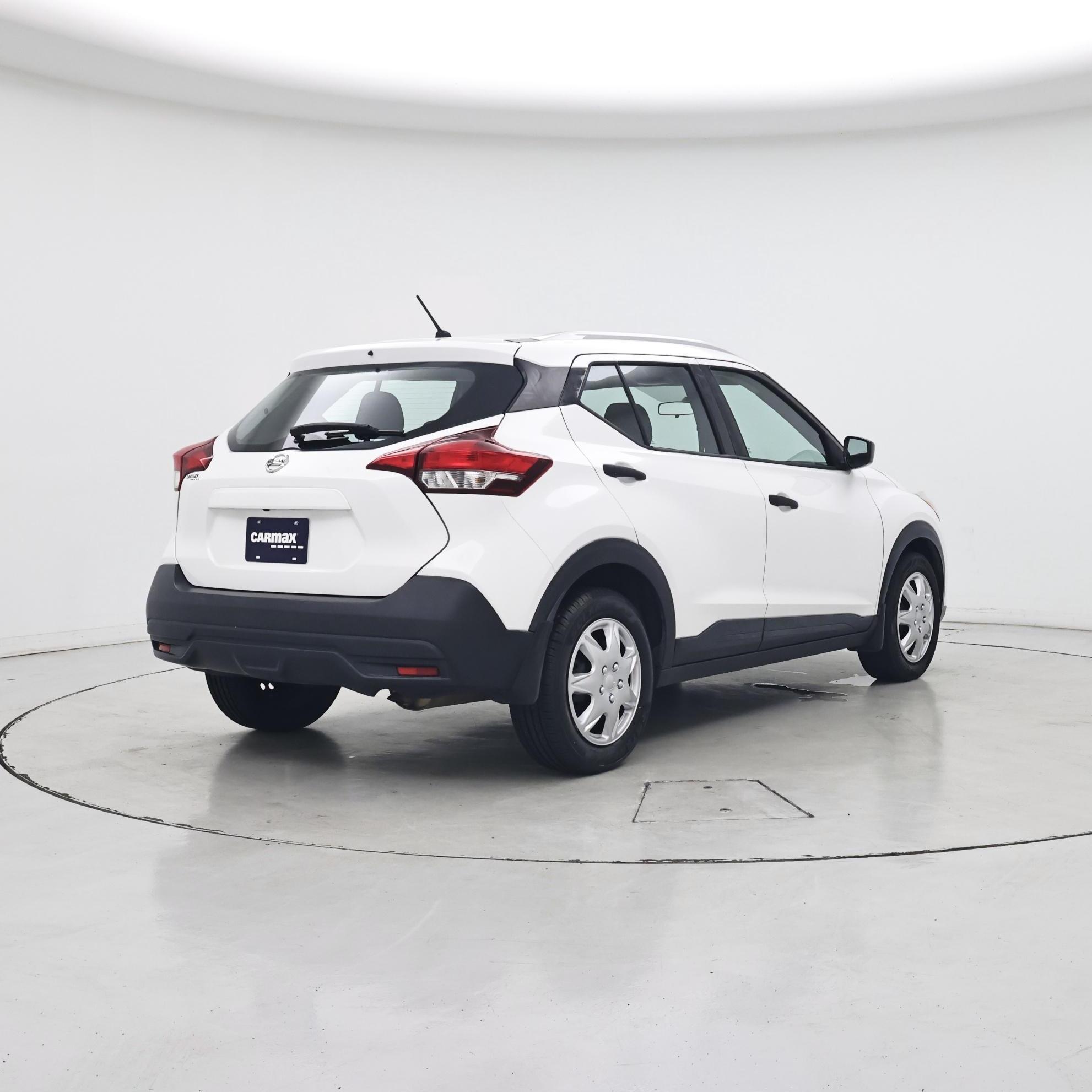 Thumbnail: 2018 Nissan Kicks - 8