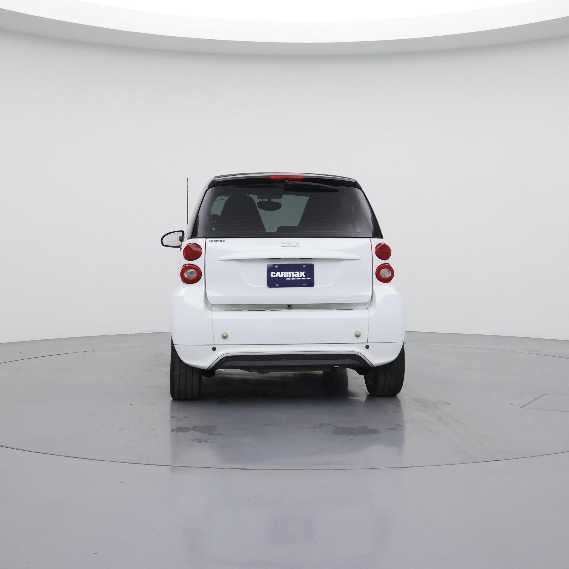 Thumbnail: 2015 smart fortwo - 6