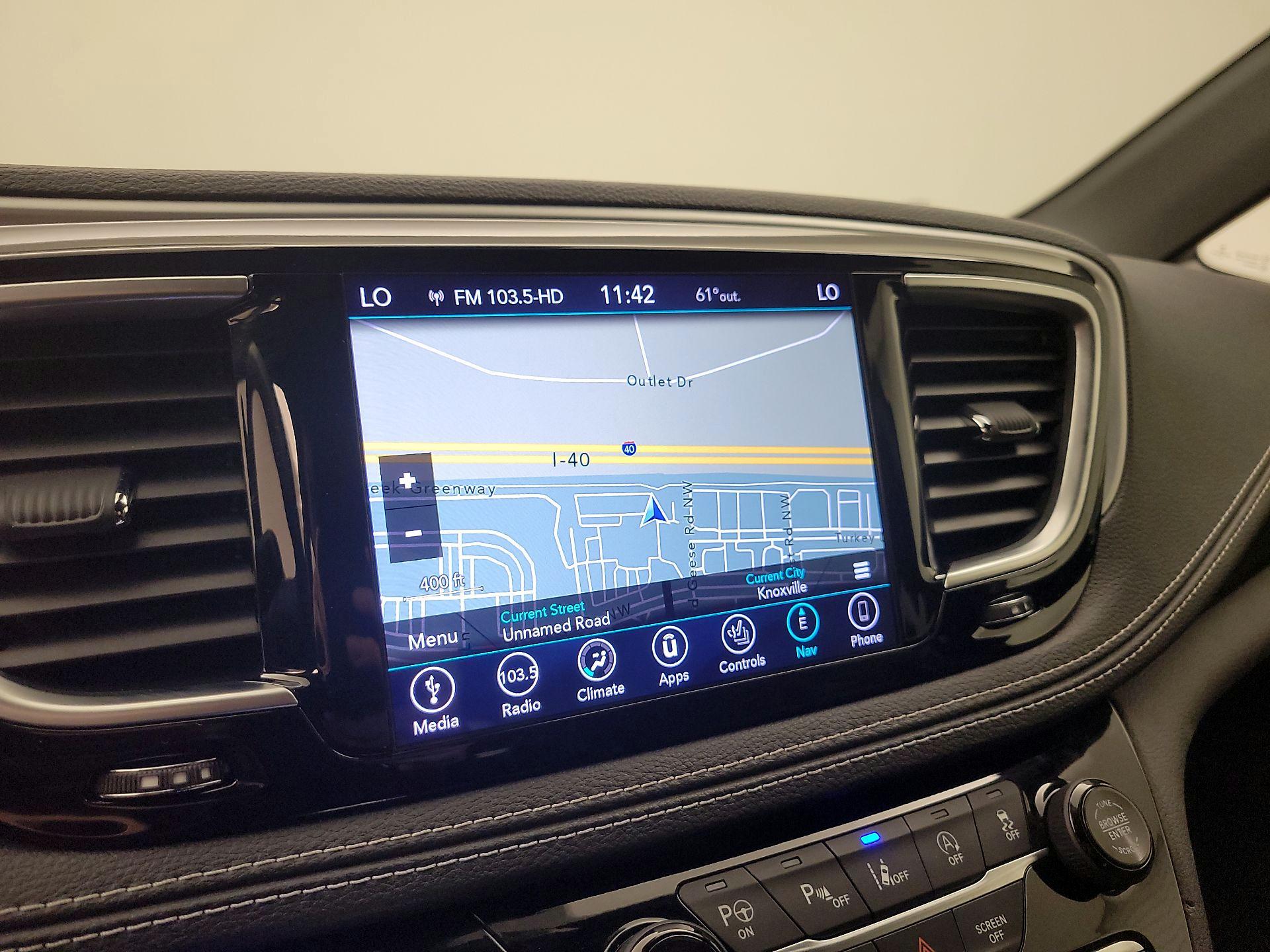 Thumbnail: 2019 Chrysler Pacifica - 14