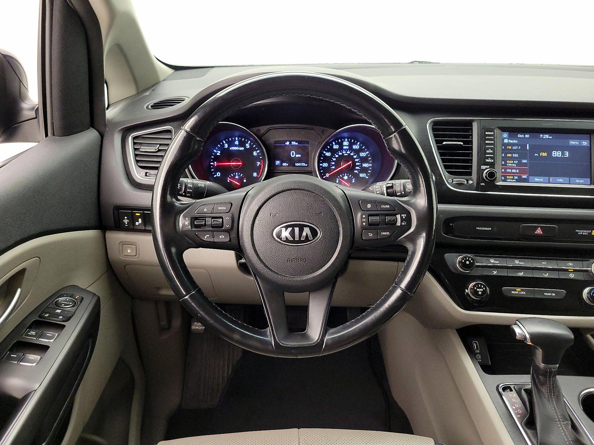 Thumbnail: 2019 Kia Sedona - 10