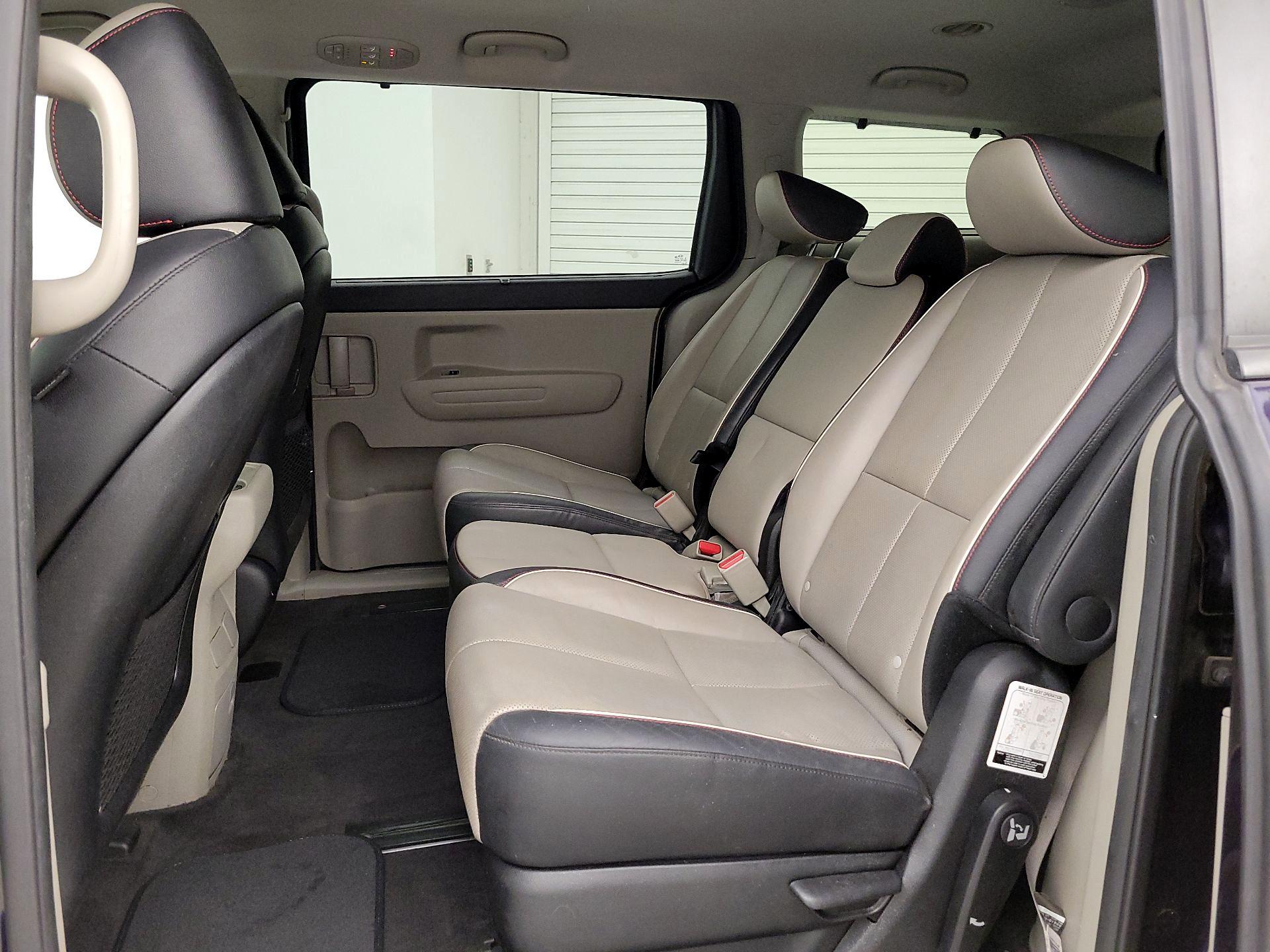 Thumbnail: 2019 Kia Sedona - 19