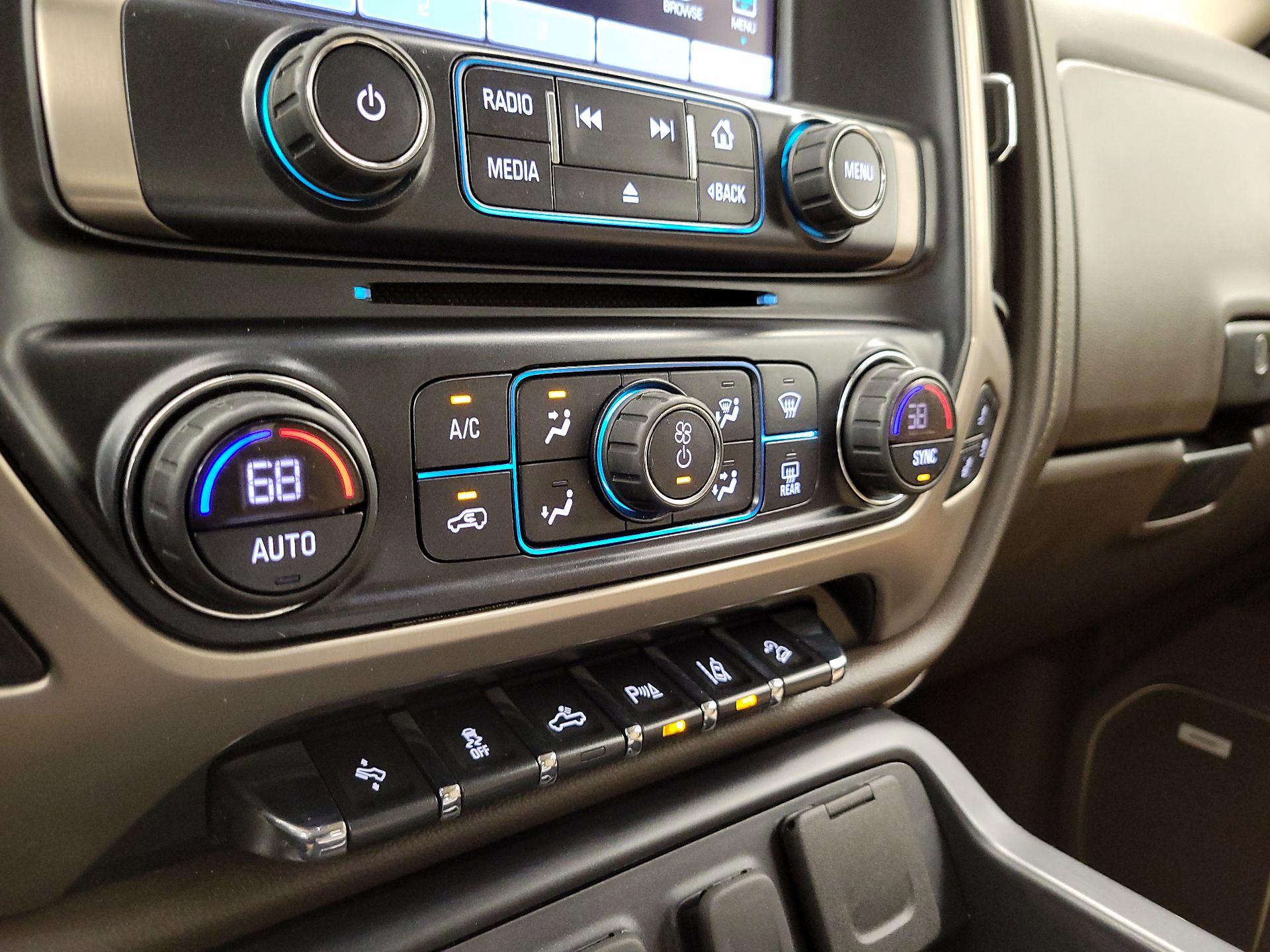 Thumbnail: 2019 GMC Sierra 2500 - 17