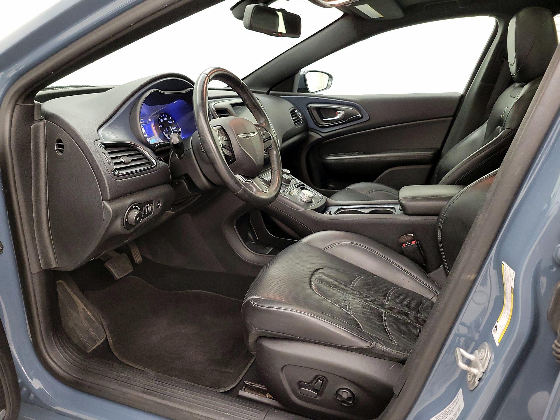 Thumbnail: 2015 Chrysler 200 - 11