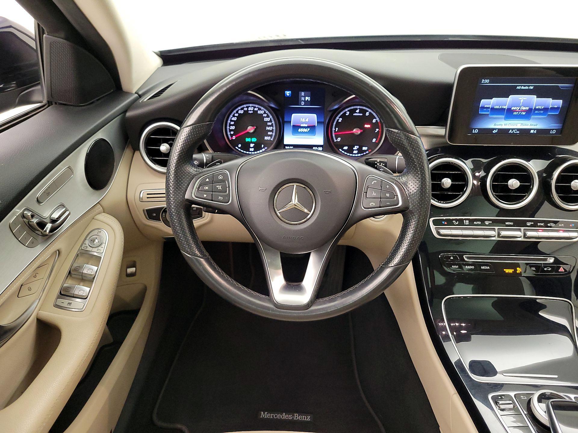 Thumbnail: 2016 Mercedes-Benz C-Class - 10