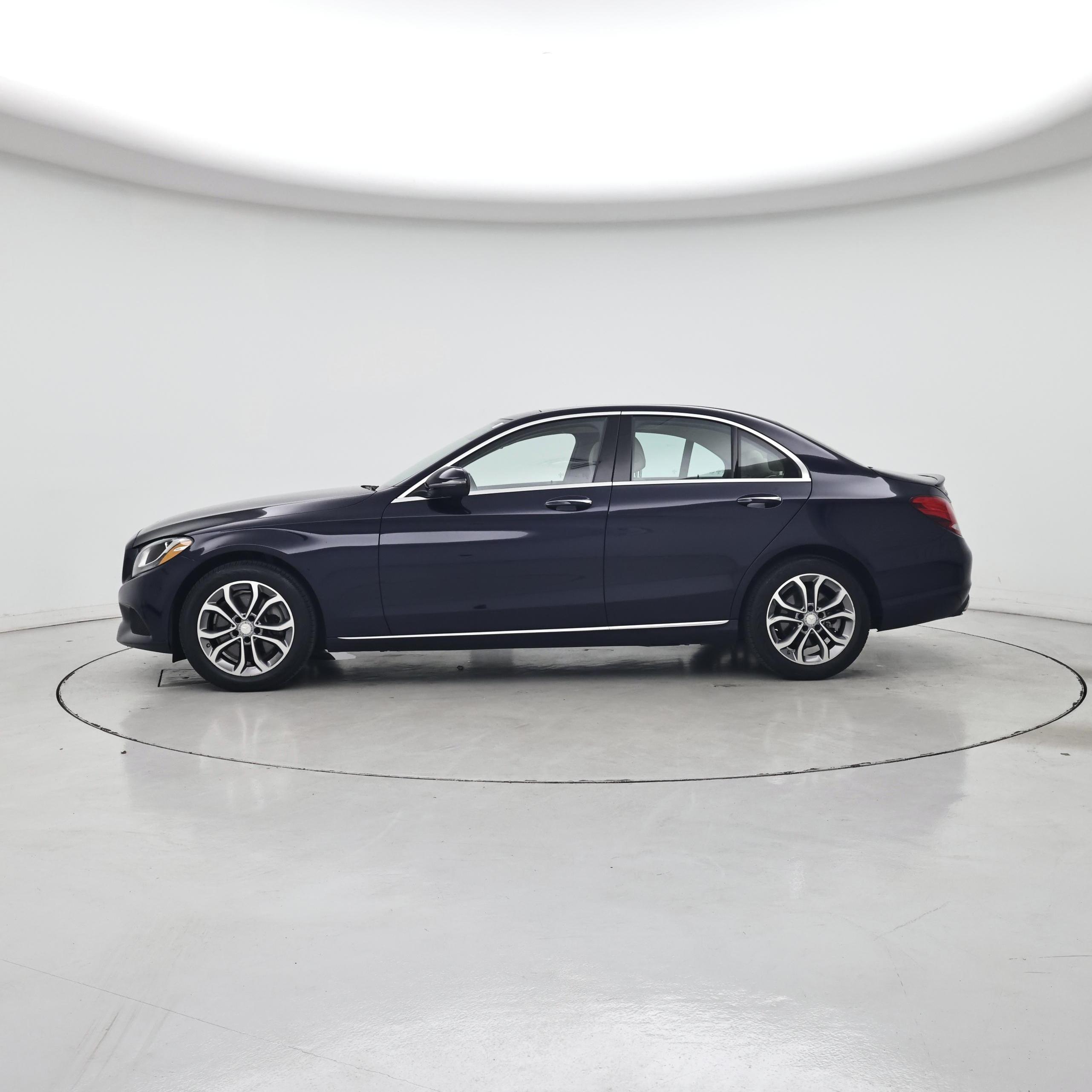 Thumbnail: 2016 Mercedes-Benz C-Class - 3