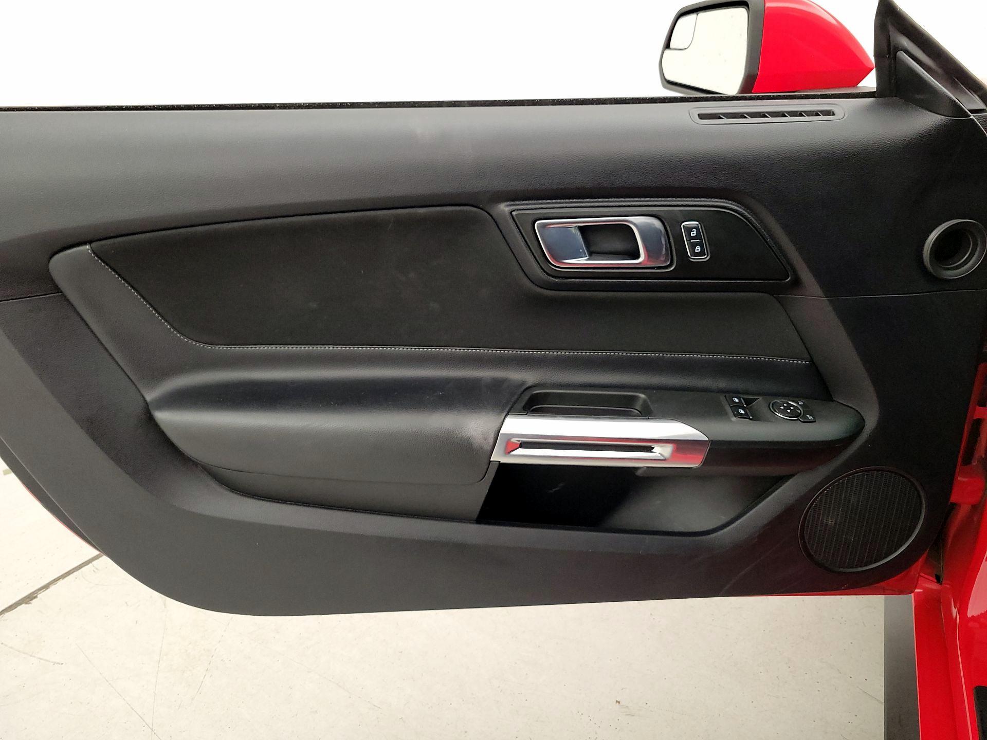 Thumbnail: 2018 Ford Mustang - 12