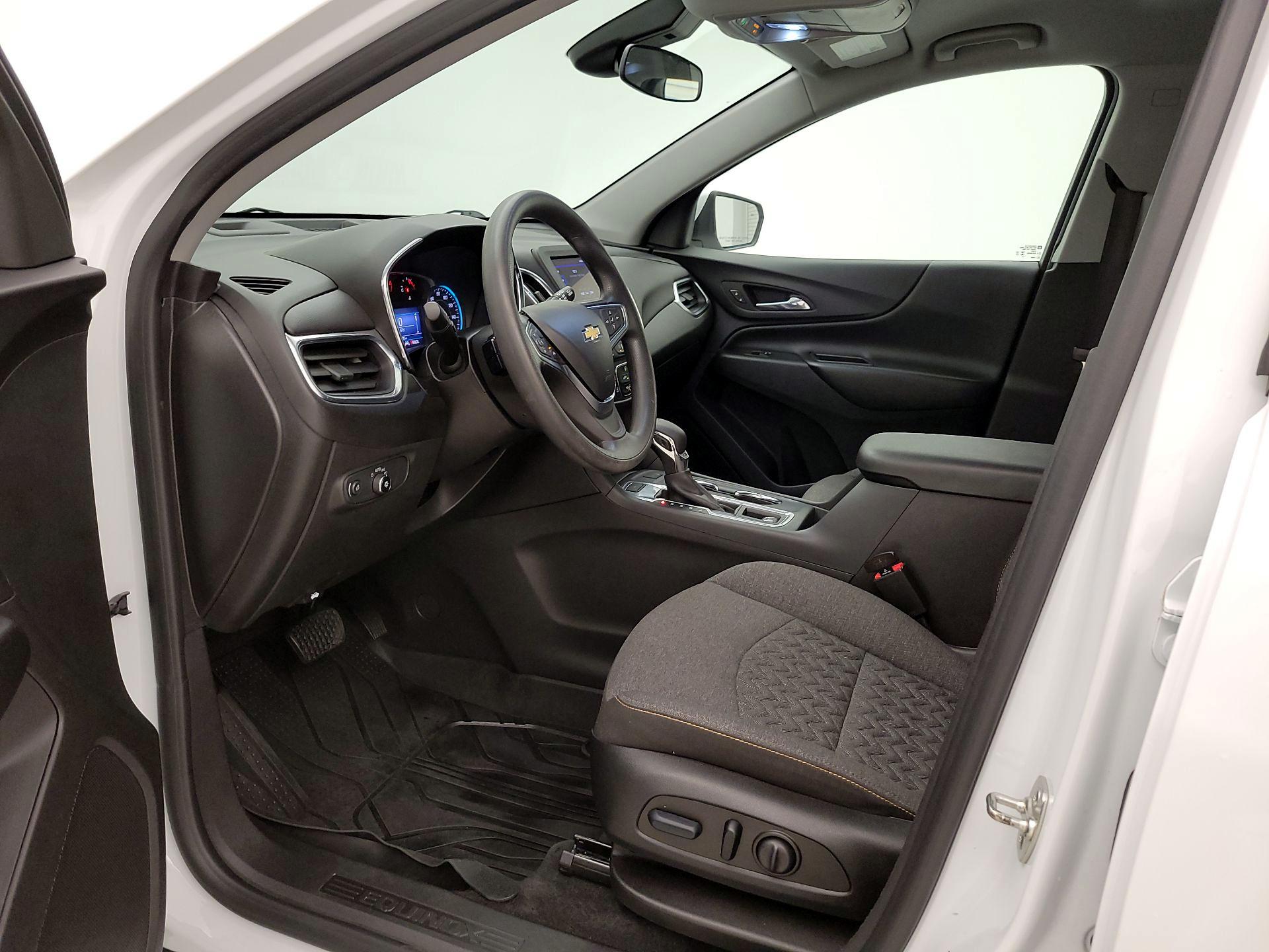 Thumbnail: 2023 Chevrolet Equinox - 11
