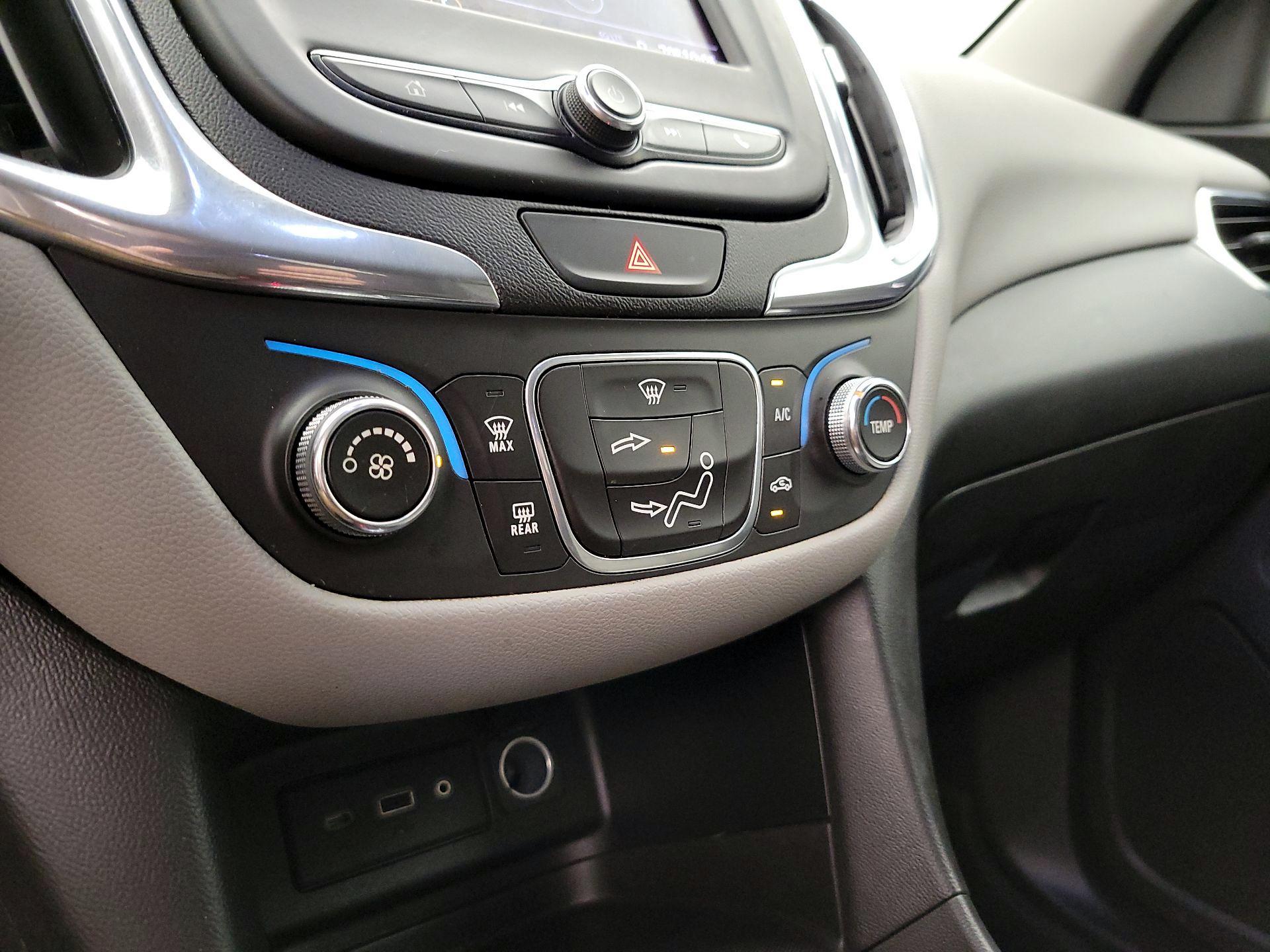 Thumbnail: 2020 Chevrolet Equinox - 16