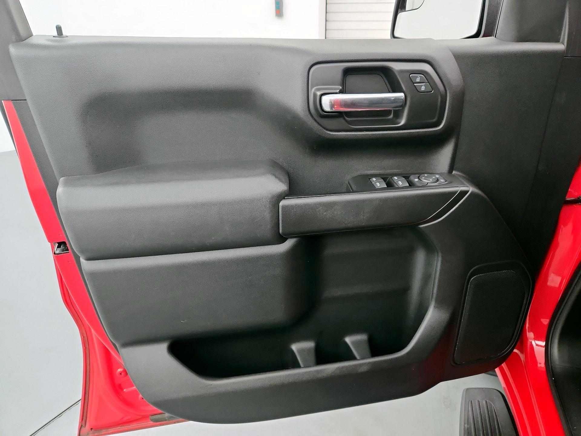 Thumbnail: 2019 Chevrolet Silverado 1500 - 12