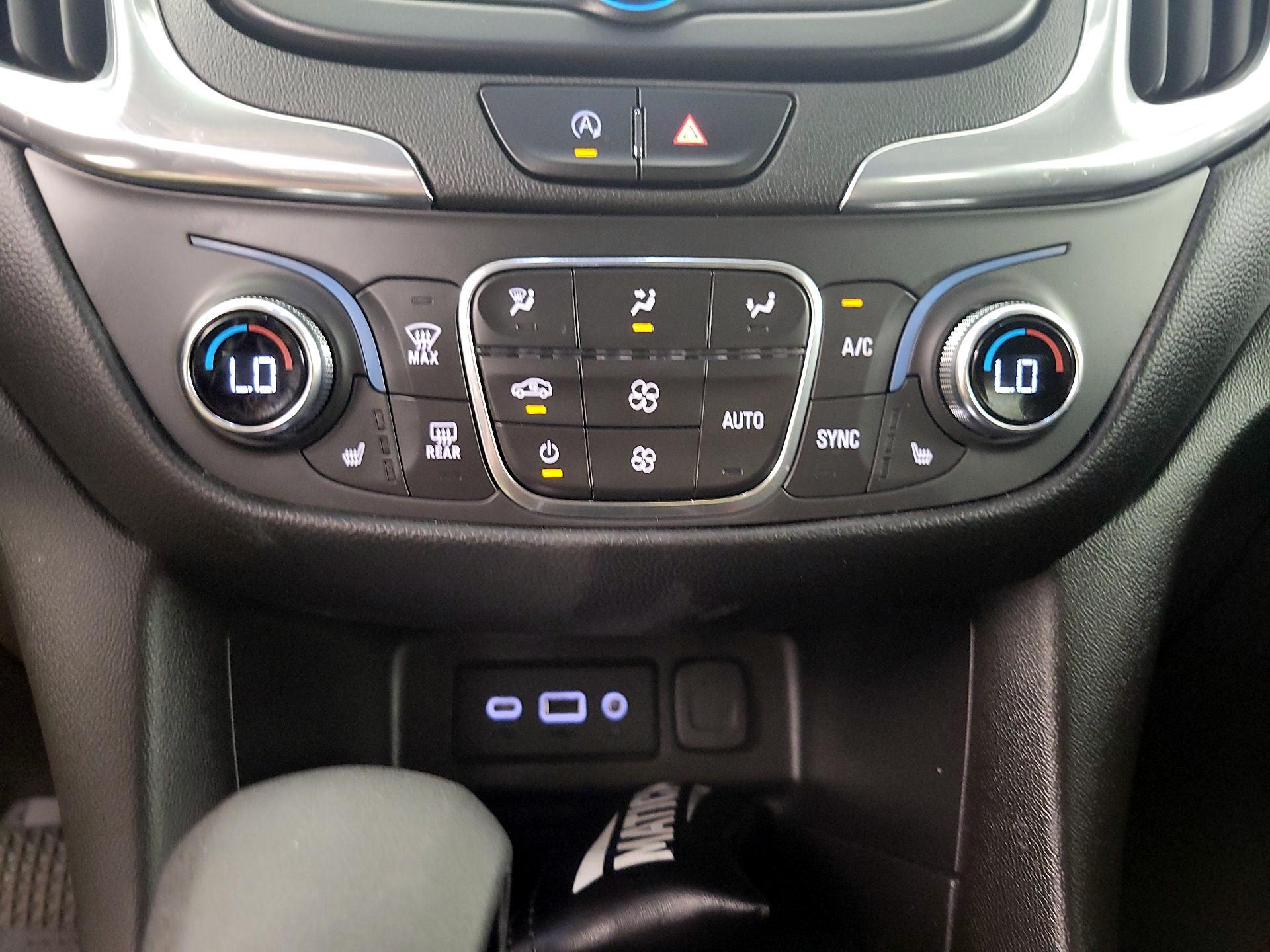 Thumbnail: 2022 Chevrolet Equinox - 16