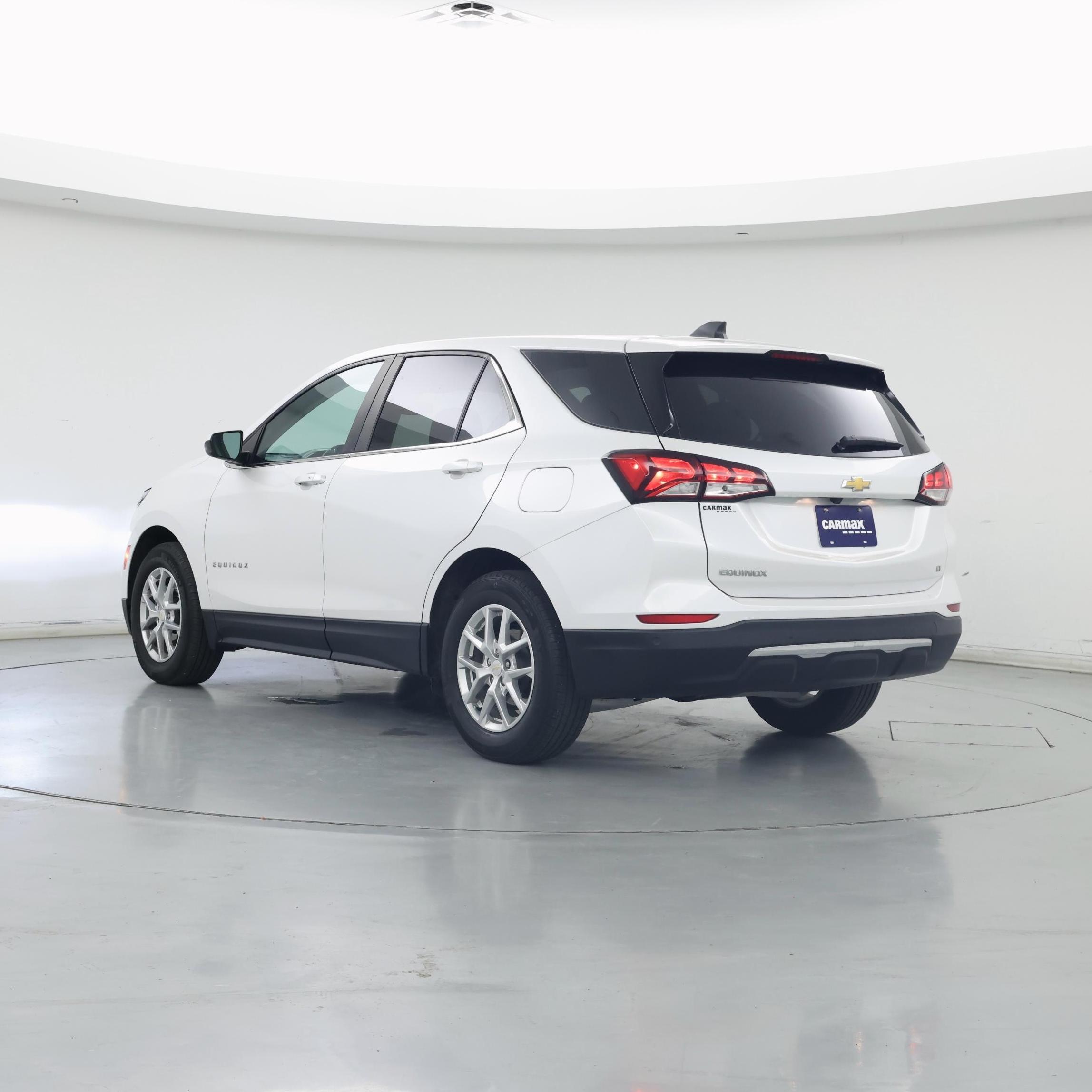 Thumbnail: 2022 Chevrolet Equinox - 2