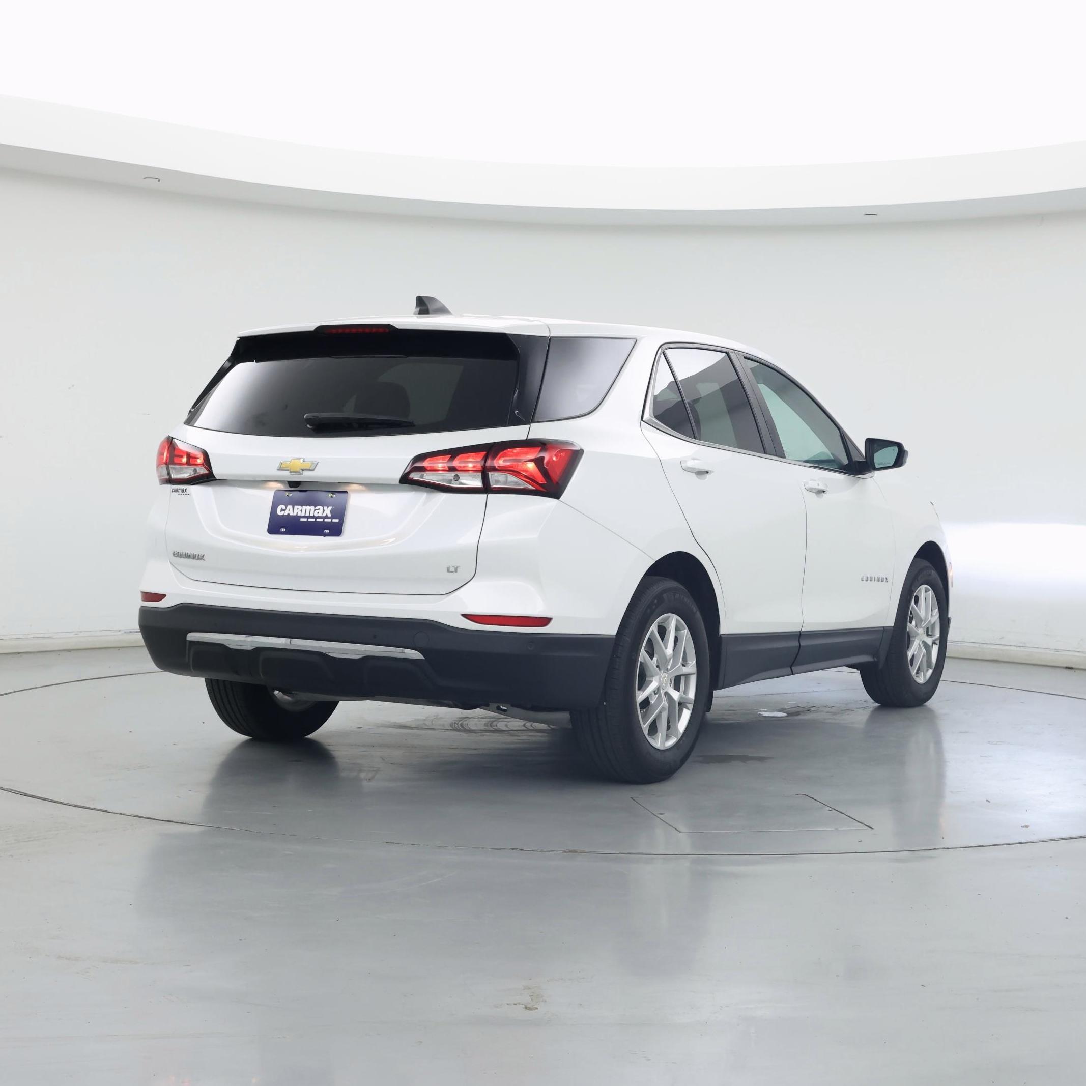 Thumbnail: 2022 Chevrolet Equinox - 8