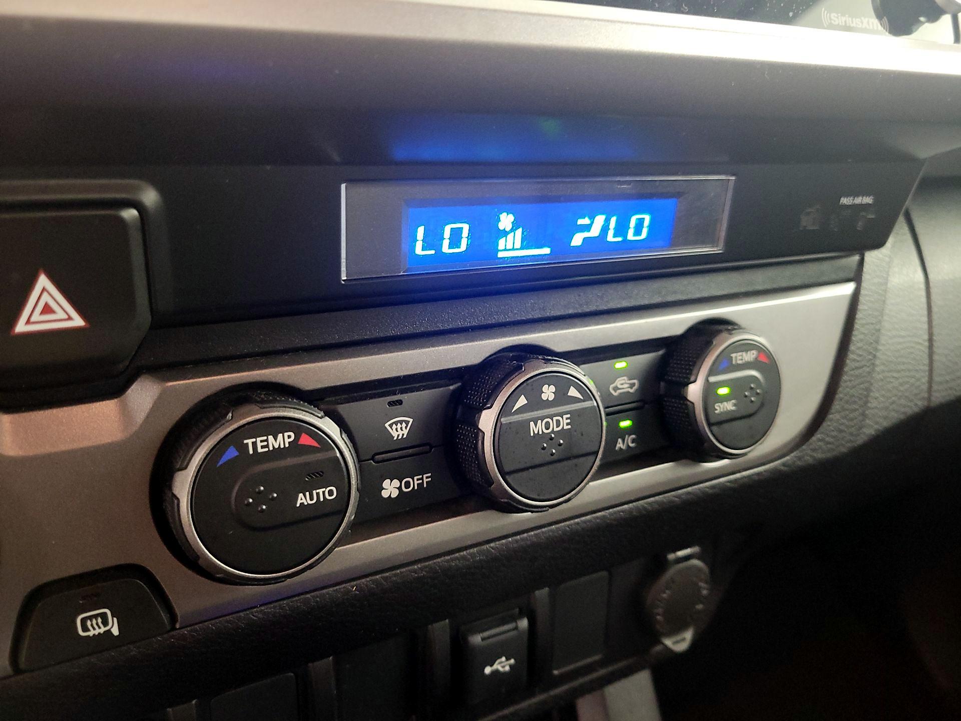 Thumbnail: 2021 Toyota Tacoma - 16