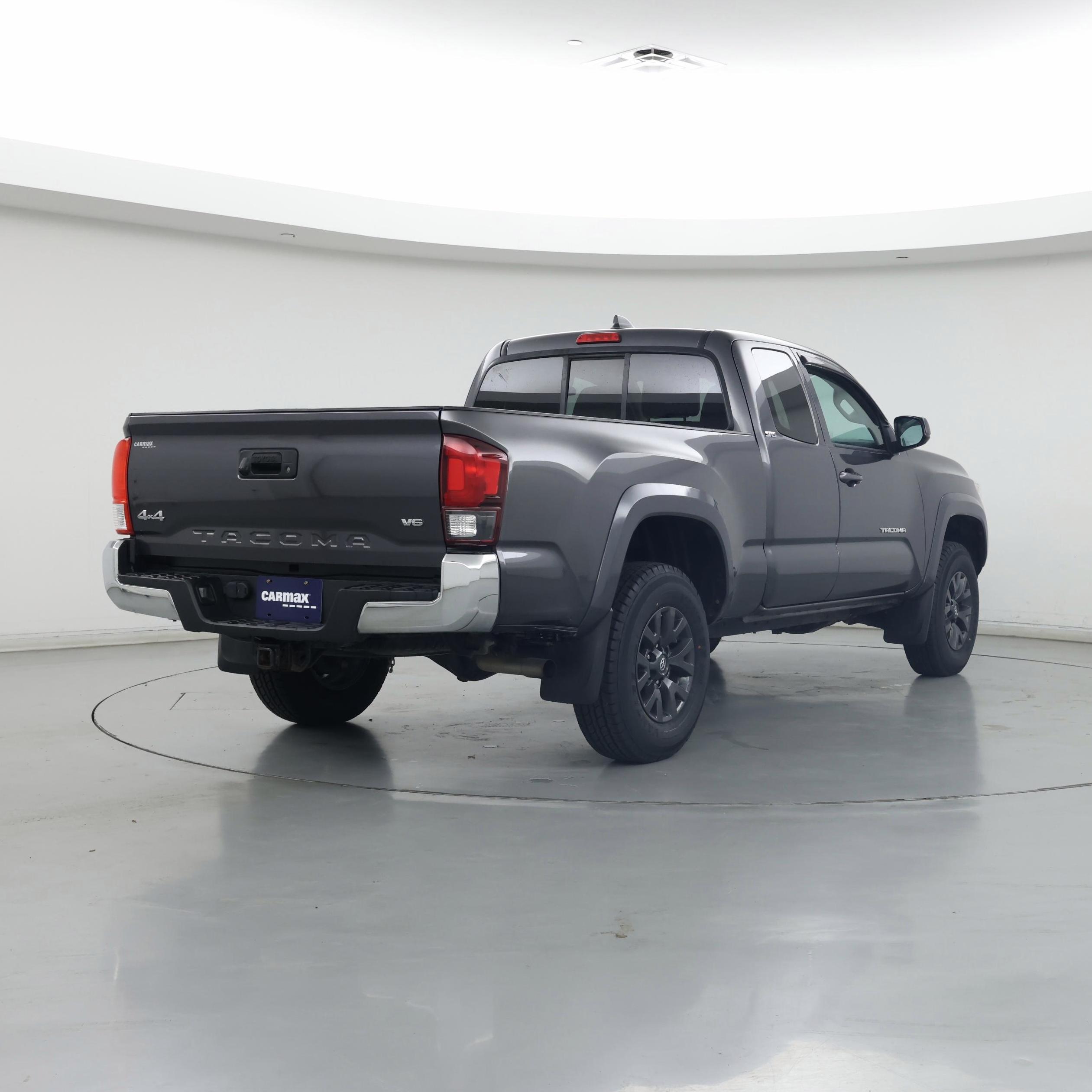 Thumbnail: 2021 Toyota Tacoma - 8