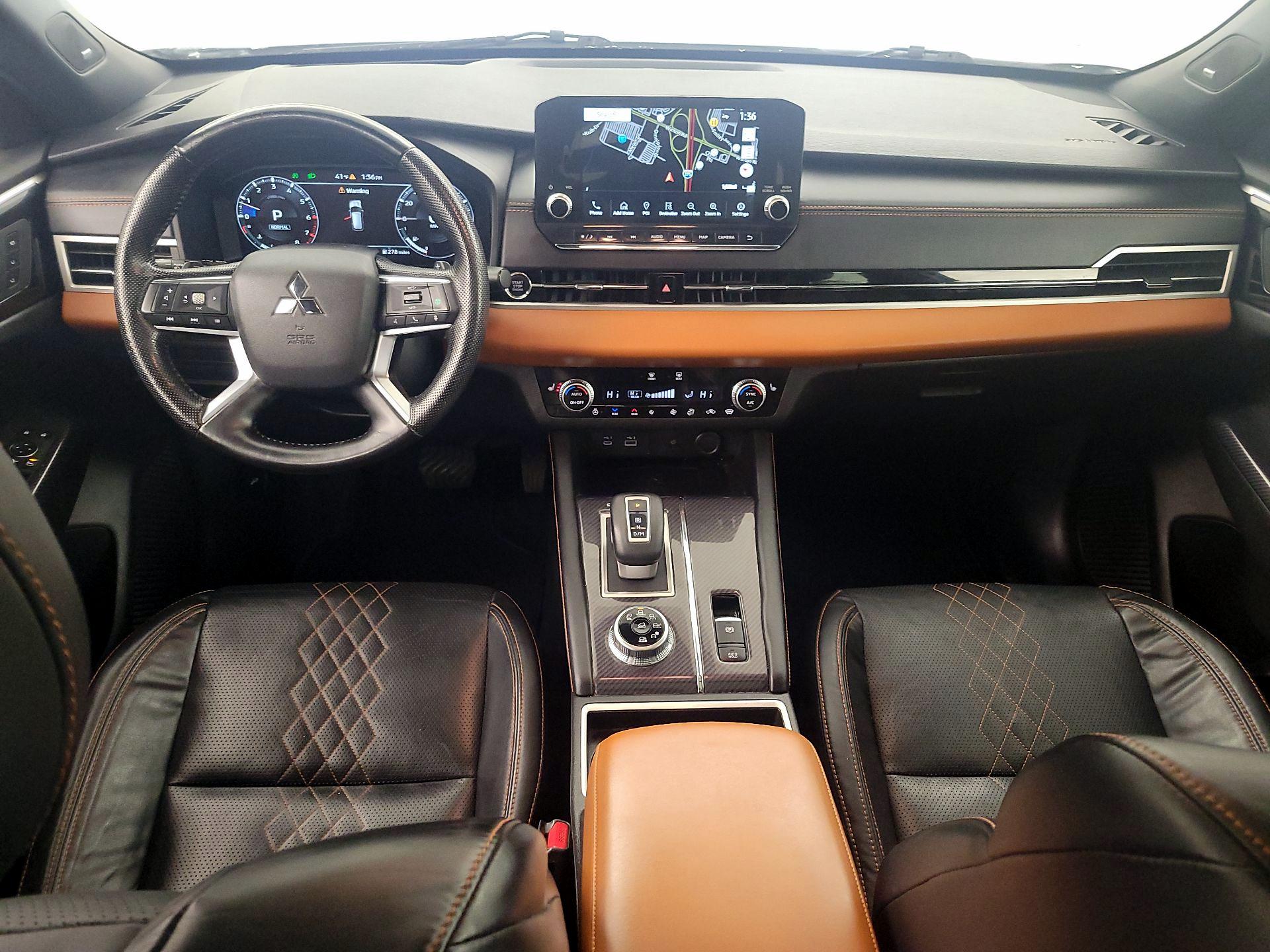 Thumbnail: 2022 Mitsubishi Outlander - 9