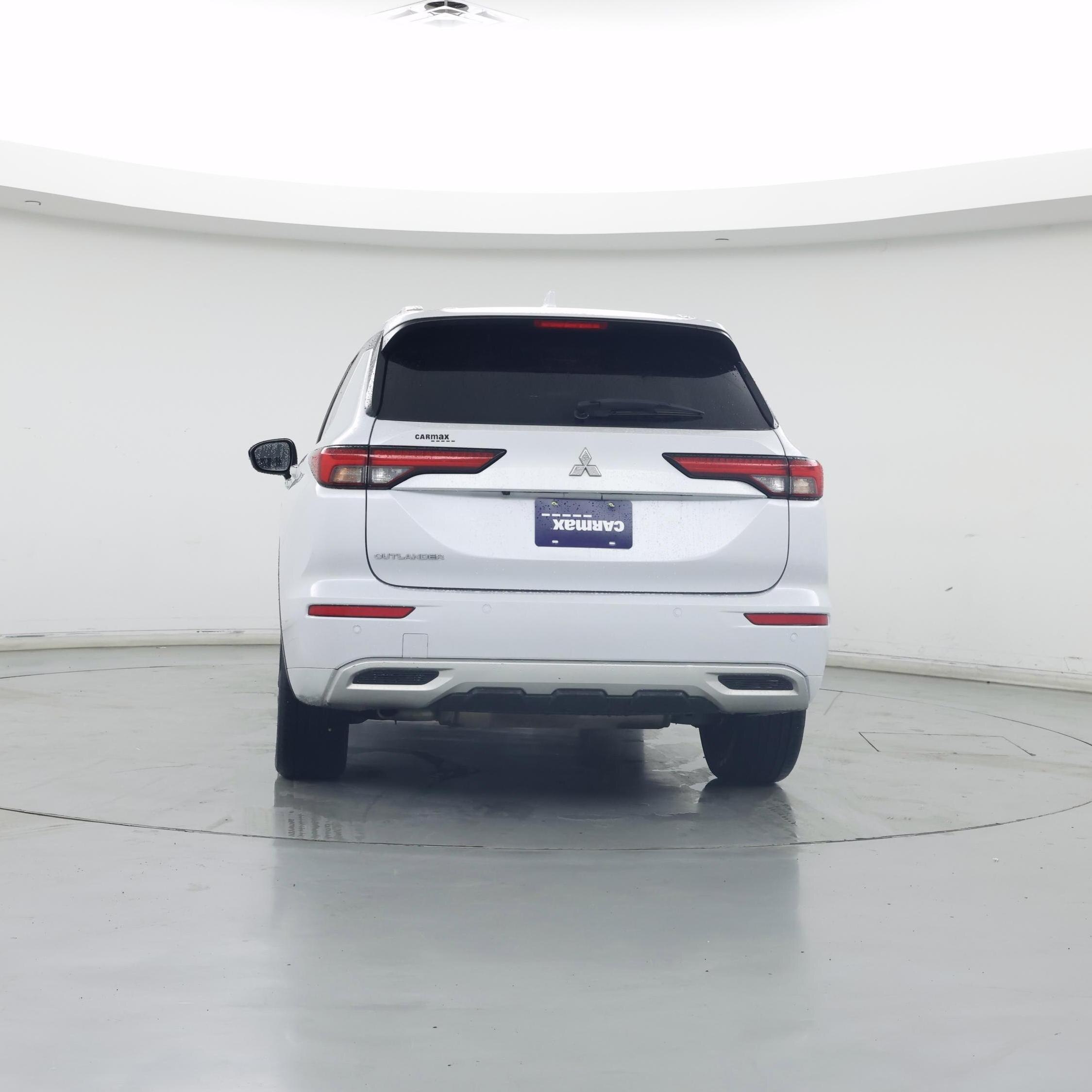 Thumbnail: 2022 Mitsubishi Outlander - 6