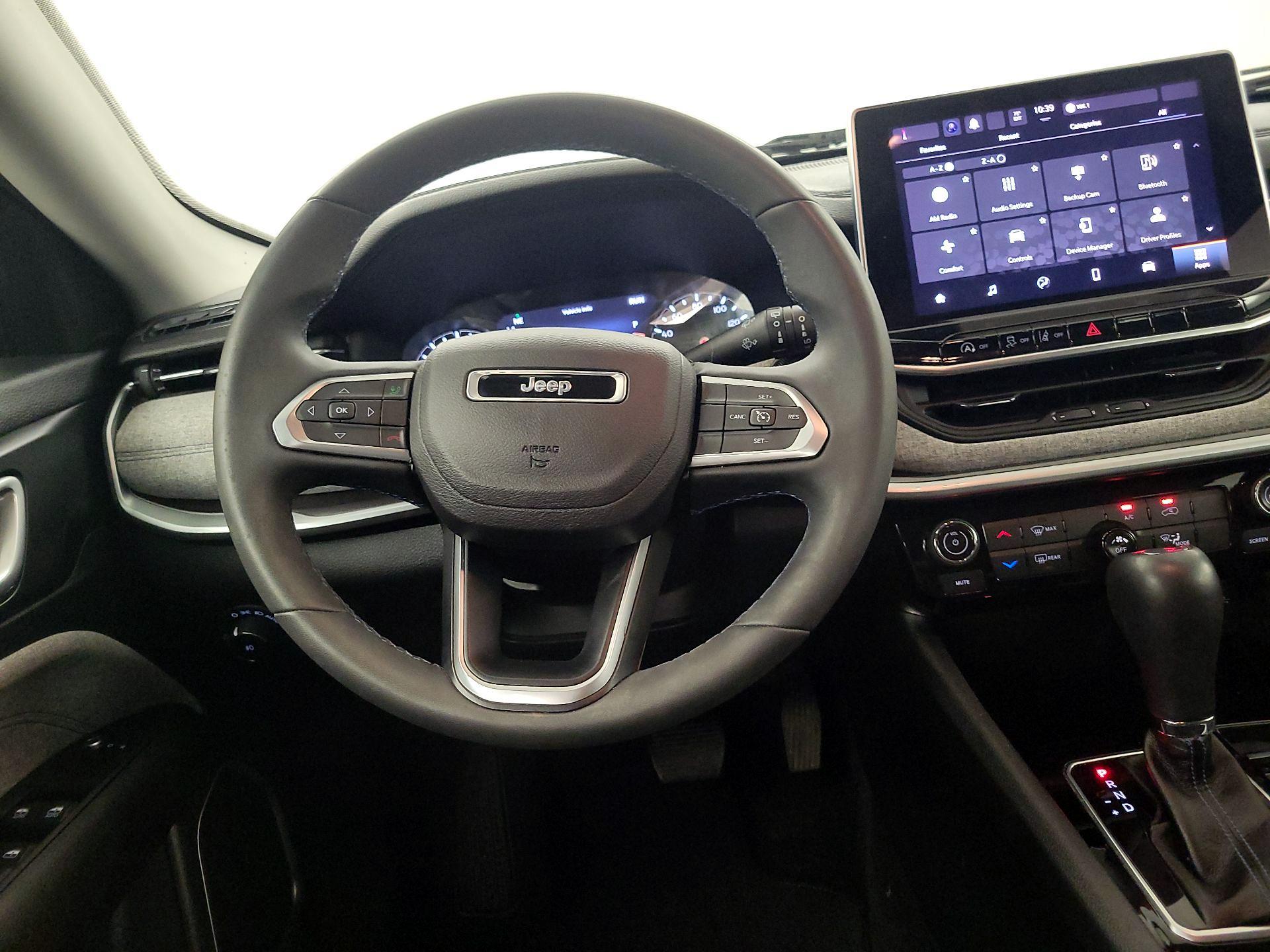 Thumbnail: 2022 Jeep Compass - 10