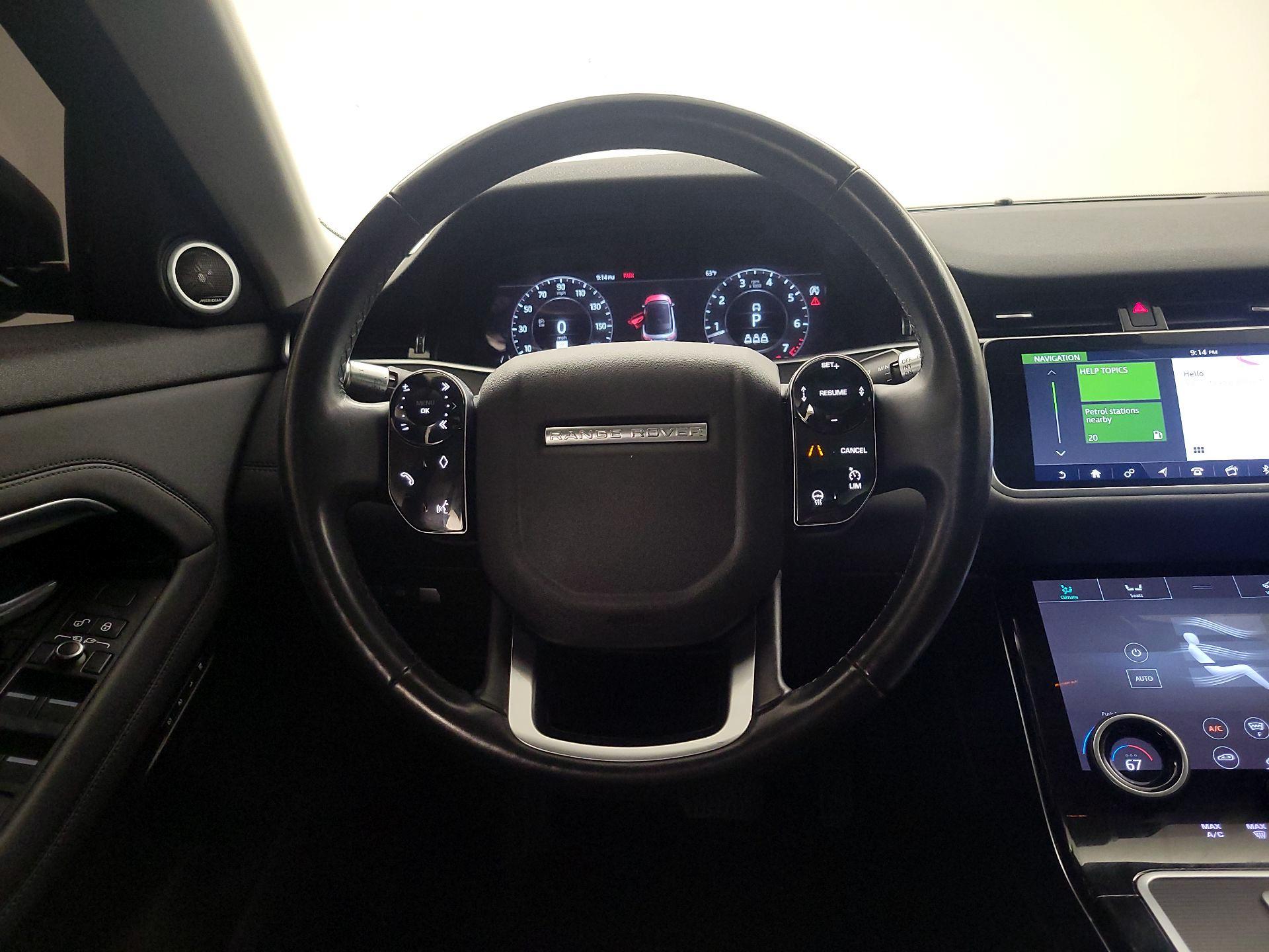 Thumbnail: 2020 Land Rover Range Rover Evoque - 10