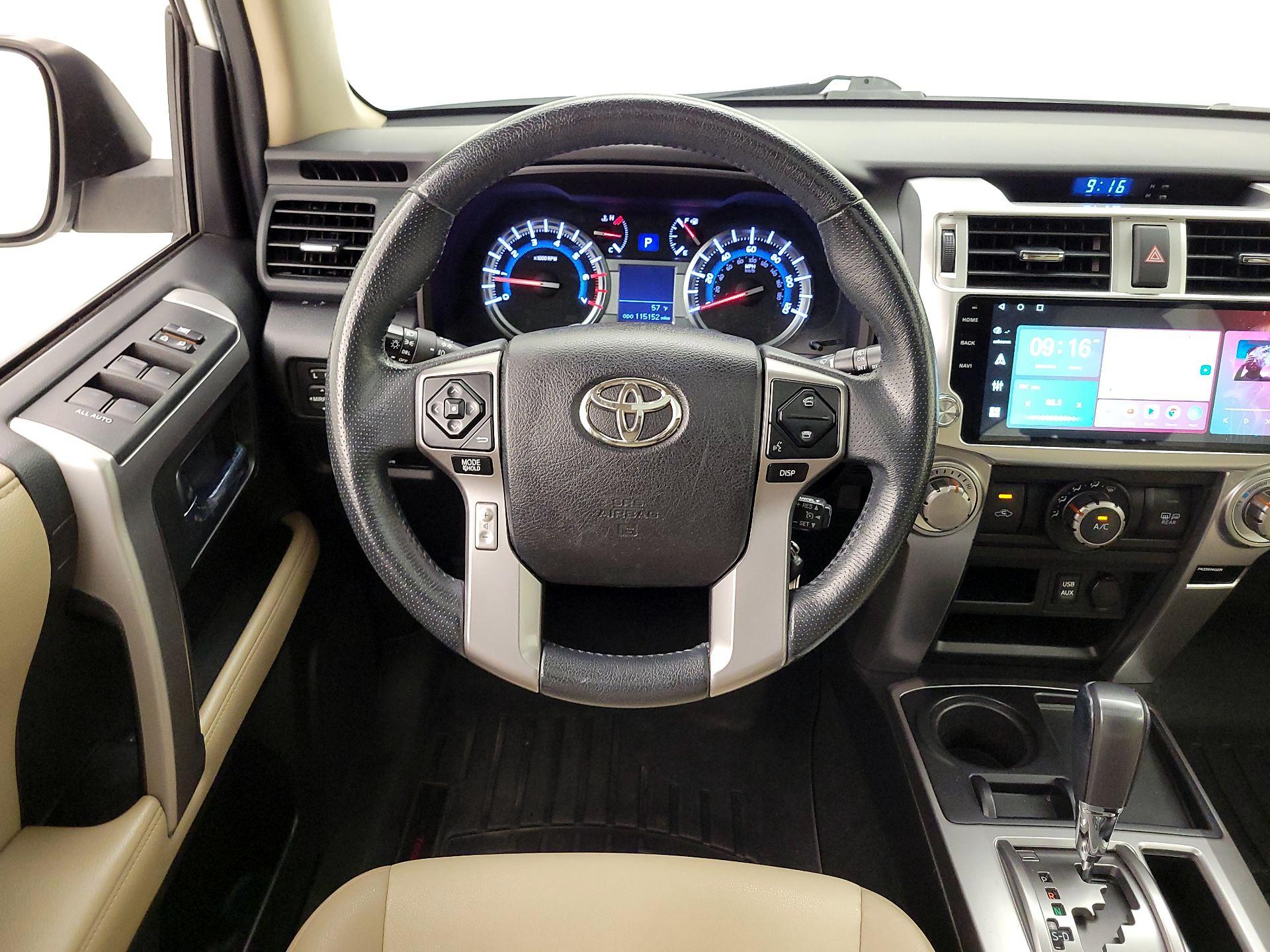 Thumbnail: 2016 Toyota 4Runner - 10