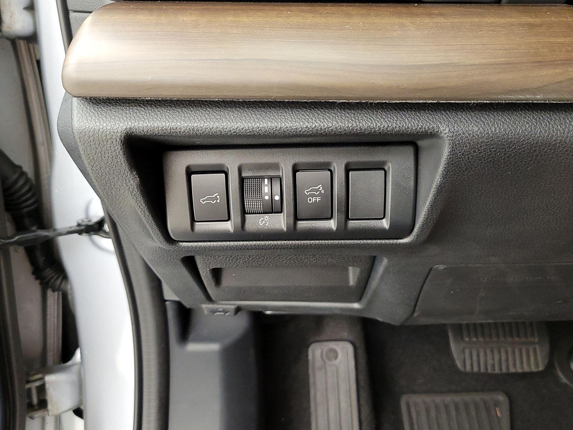 Thumbnail: 2021 Subaru Outback - 13