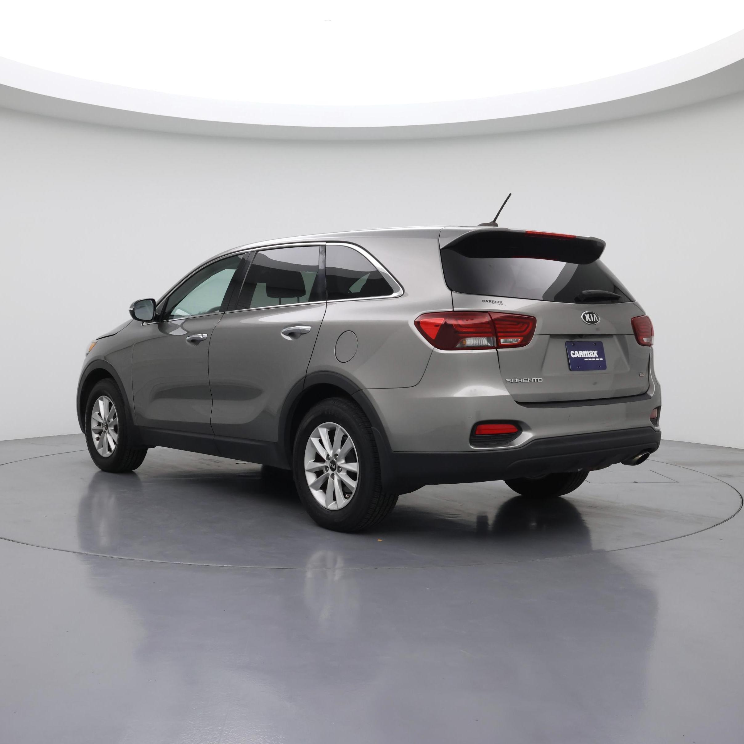 Thumbnail: 2019 Kia Sorento - 2