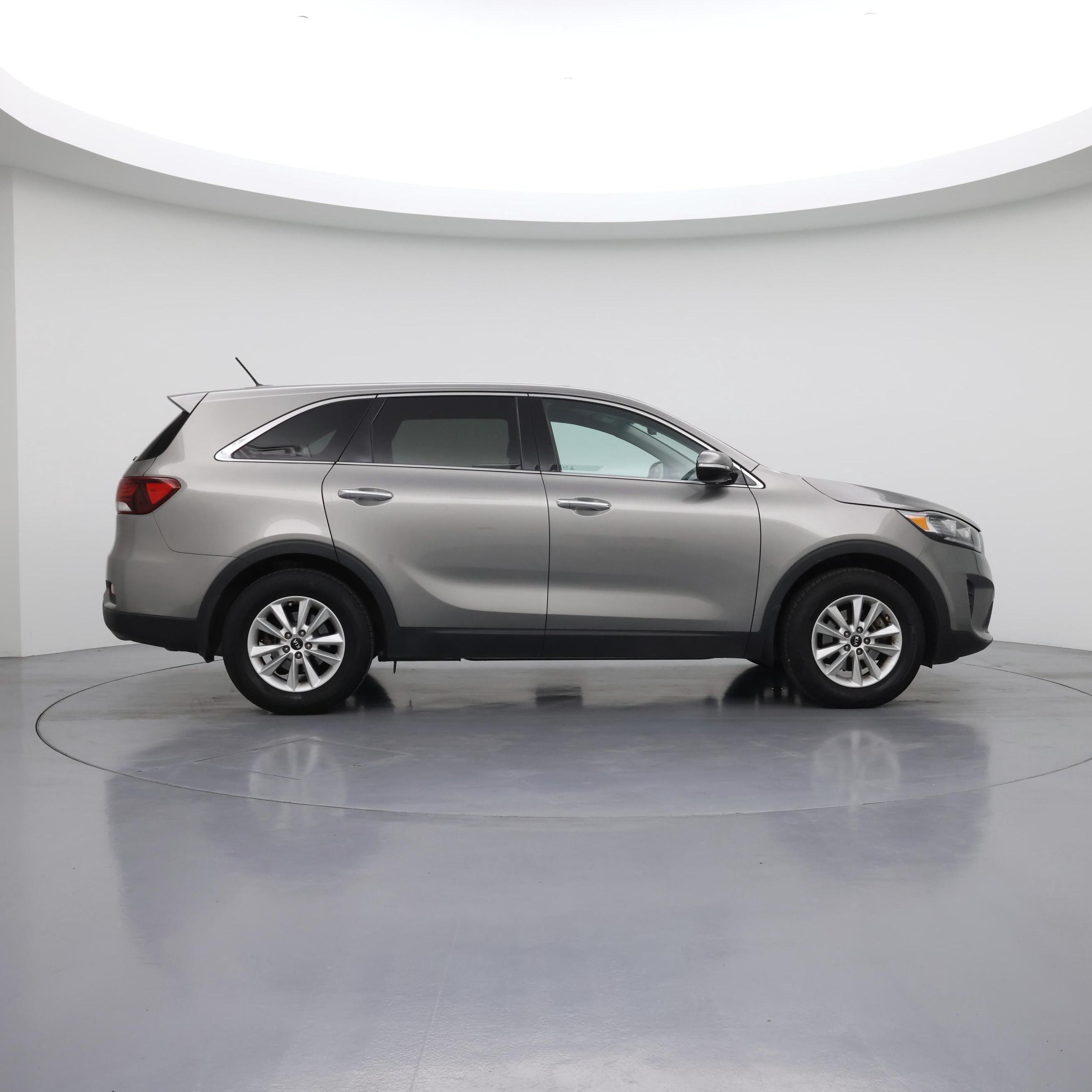 Thumbnail: 2019 Kia Sorento - 7