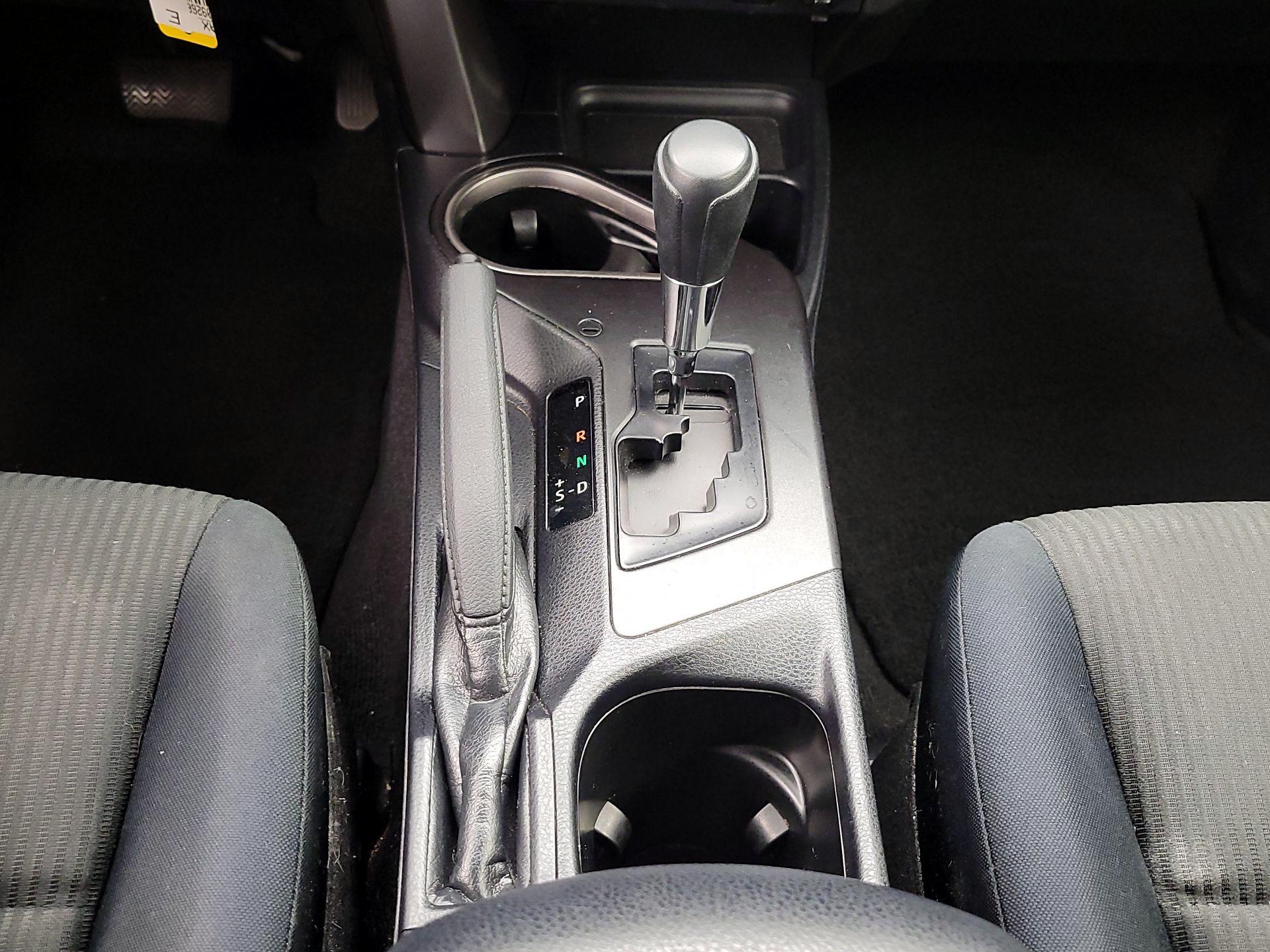 Thumbnail: 2016 Toyota RAV4 - 17