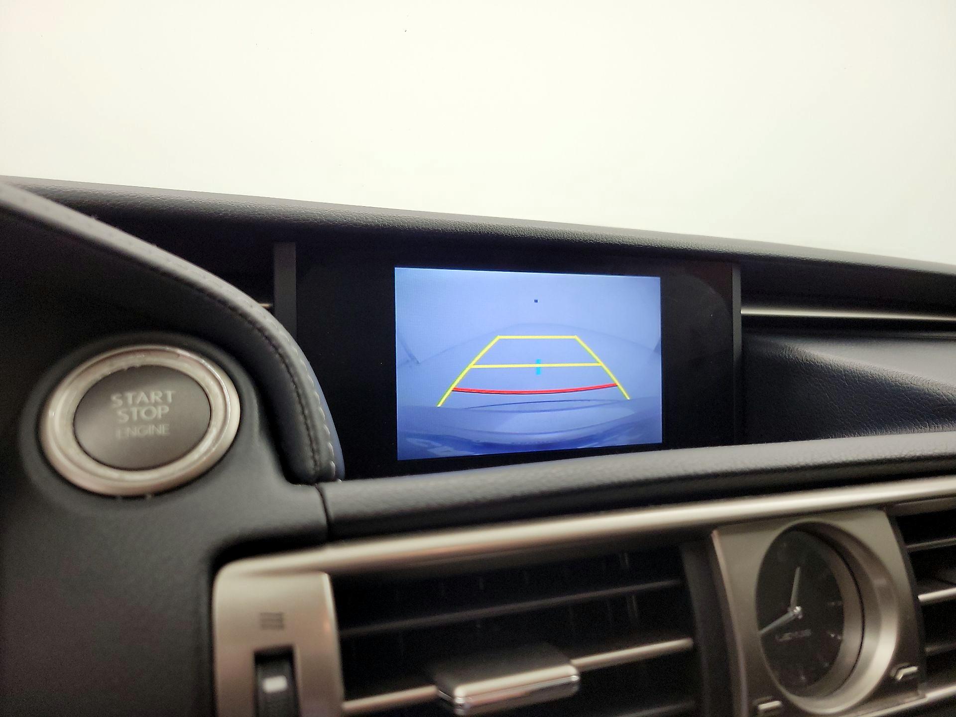 Thumbnail: 2016 Lexus IS - 15