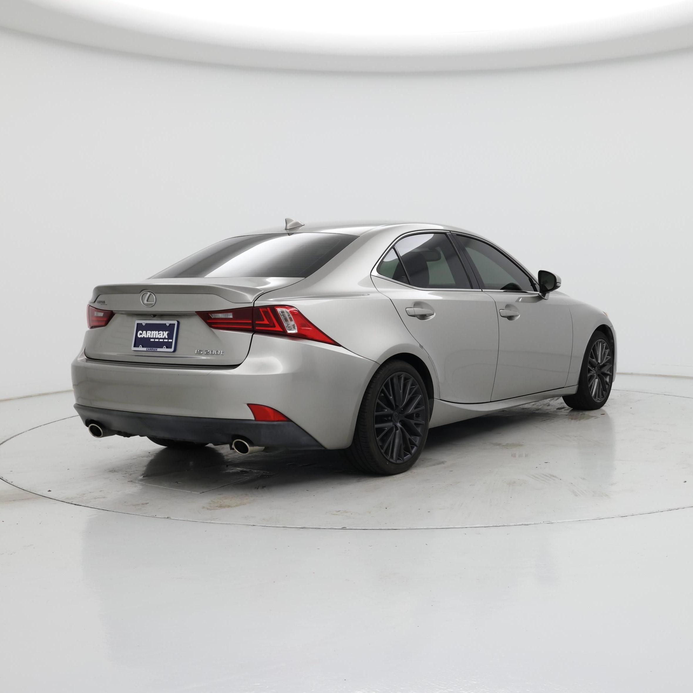 Thumbnail: 2016 Lexus IS - 8
