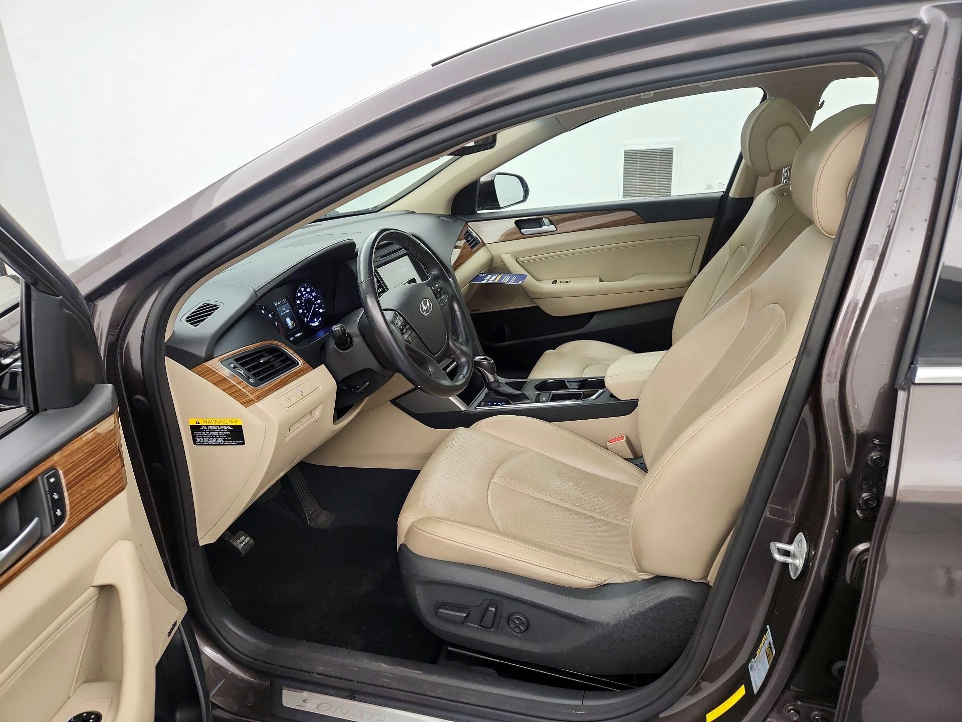 Thumbnail: 2015 Hyundai Sonata - 11