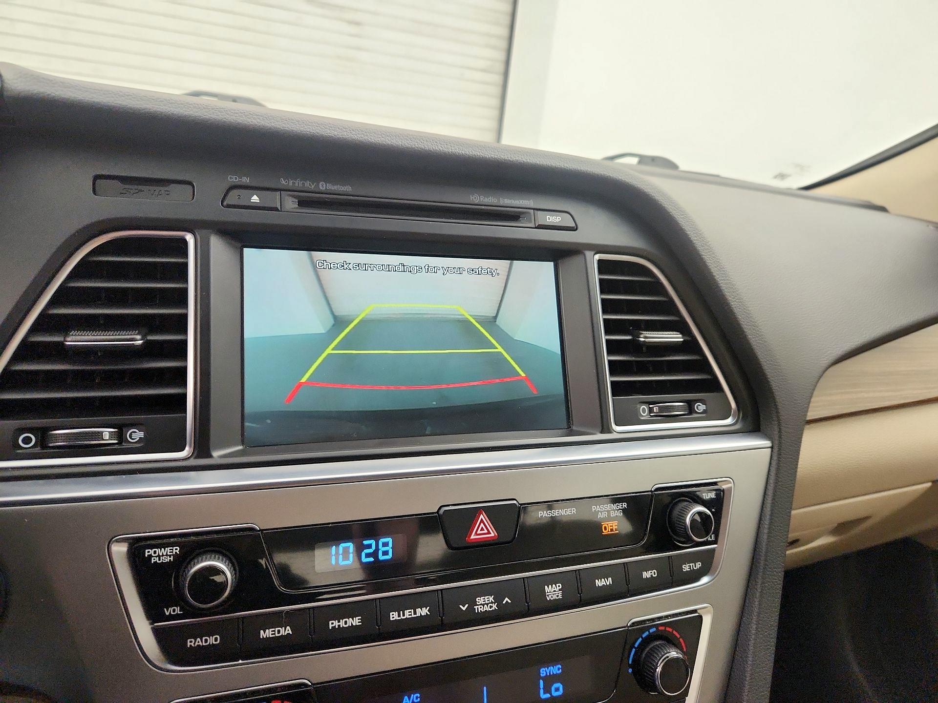Thumbnail: 2015 Hyundai Sonata - 14