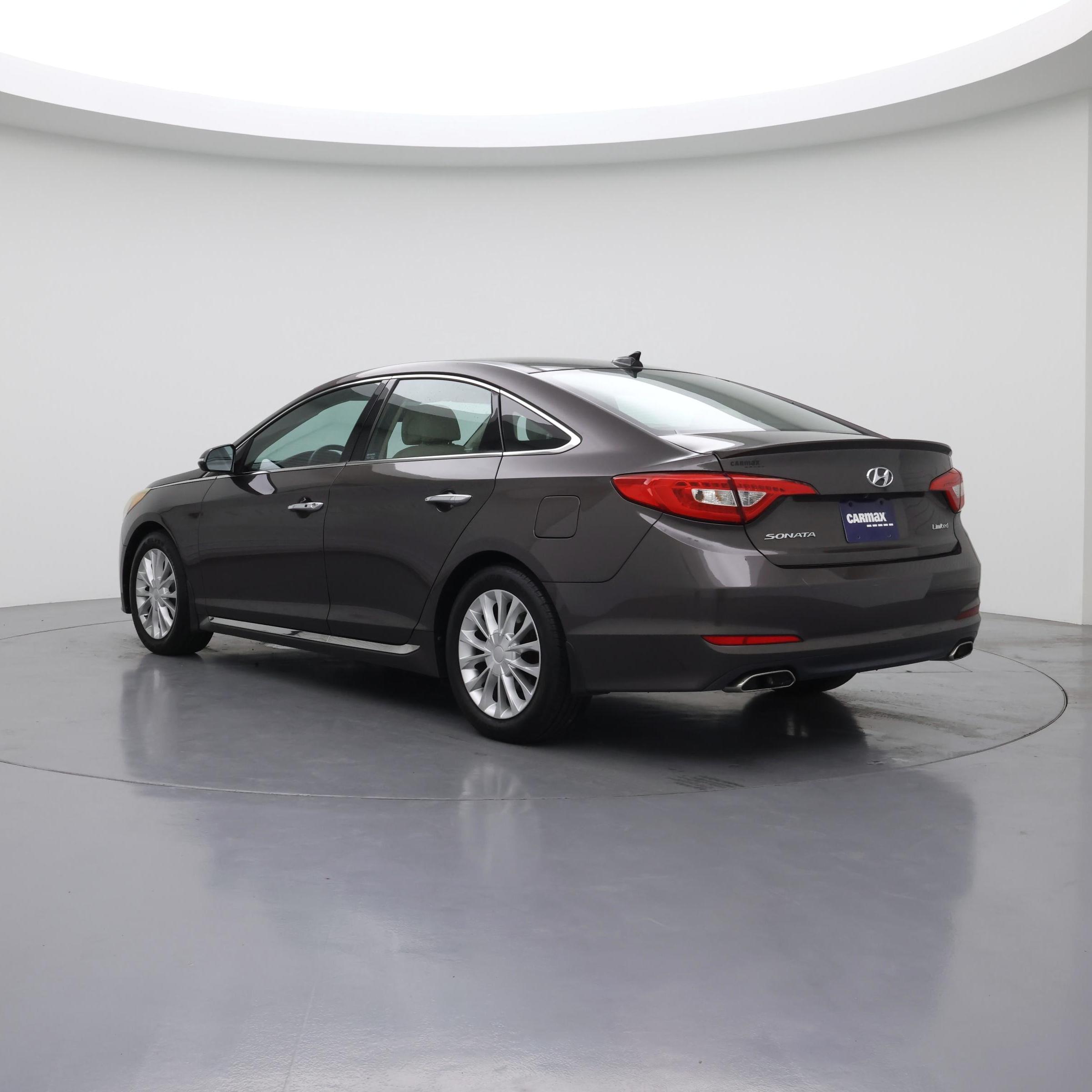 Thumbnail: 2015 Hyundai Sonata - 2