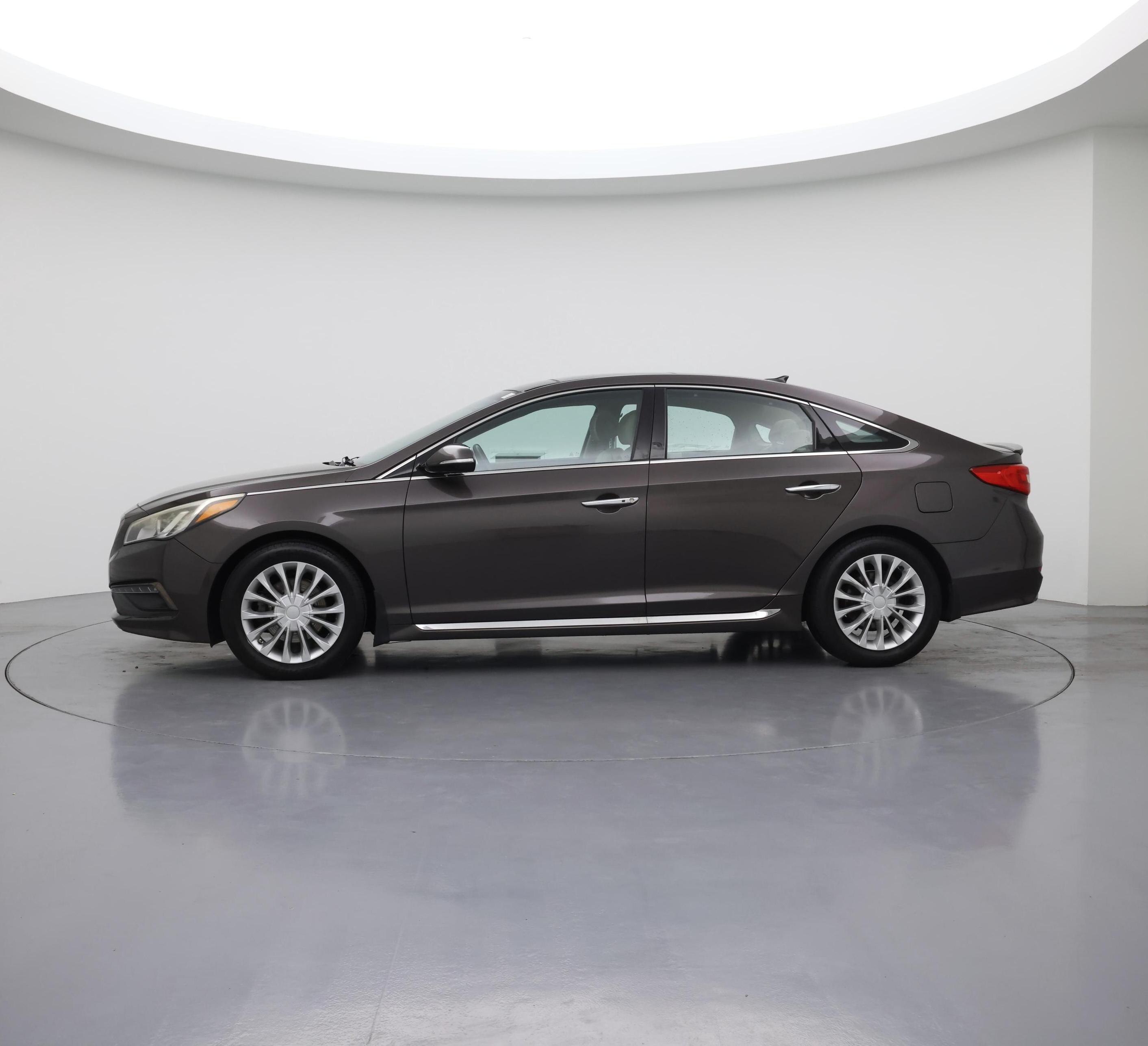 Thumbnail: 2015 Hyundai Sonata - 3