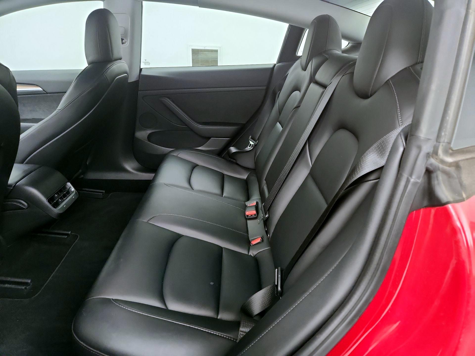 Thumbnail: 2021 Tesla Model 3 - 18