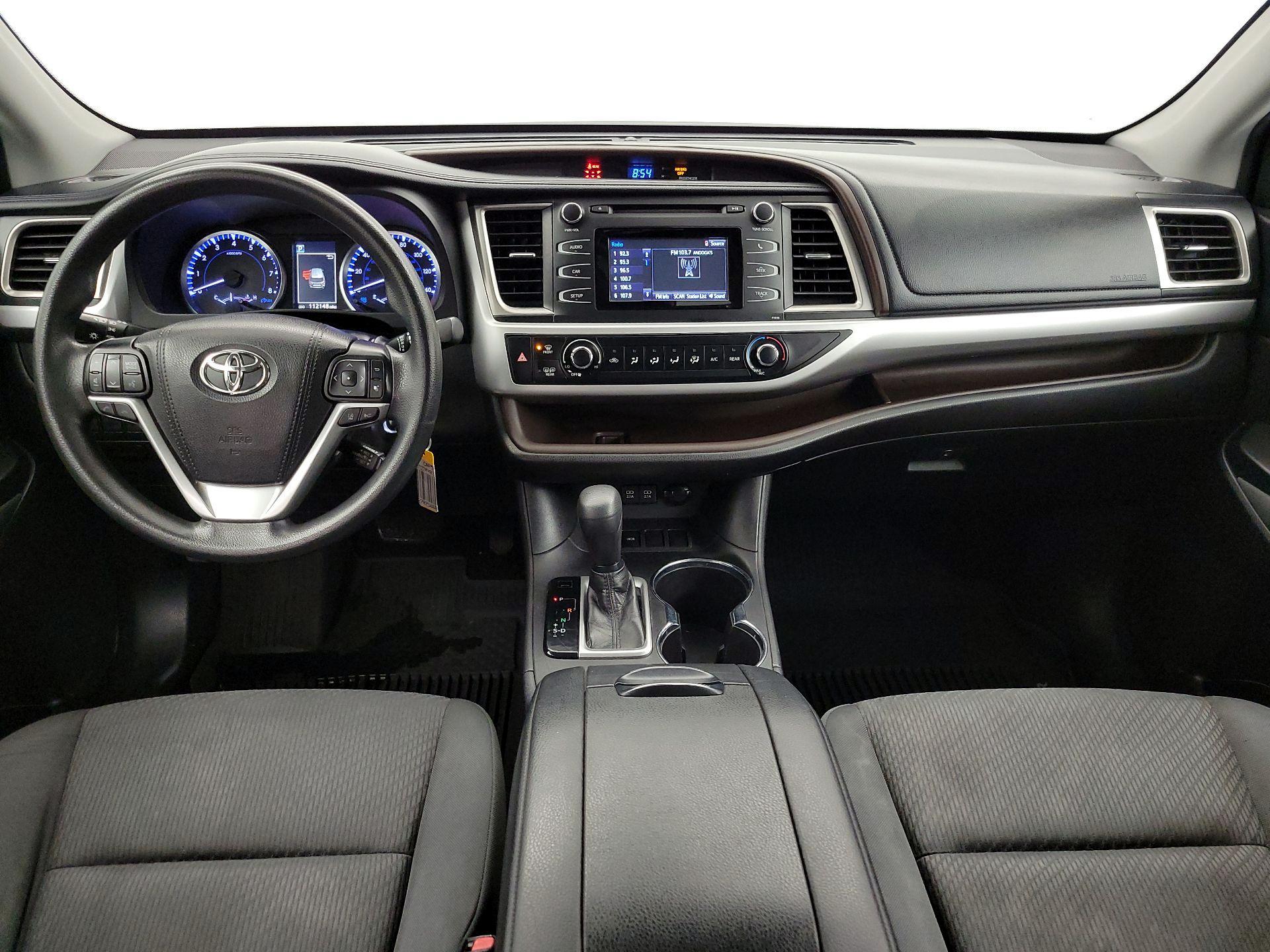 Thumbnail: 2019 Toyota Highlander - 9