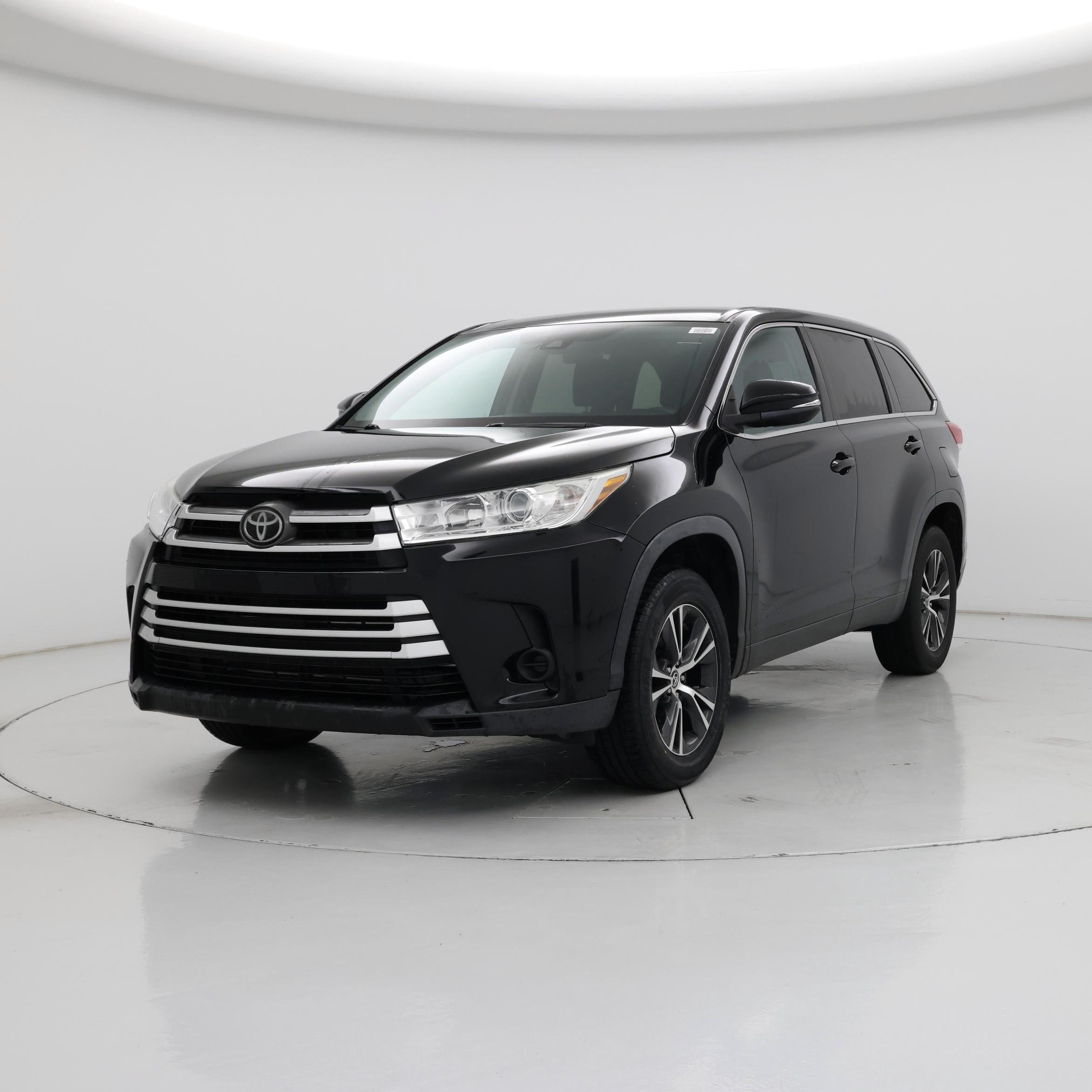 Thumbnail: 2019 Toyota Highlander - 4
